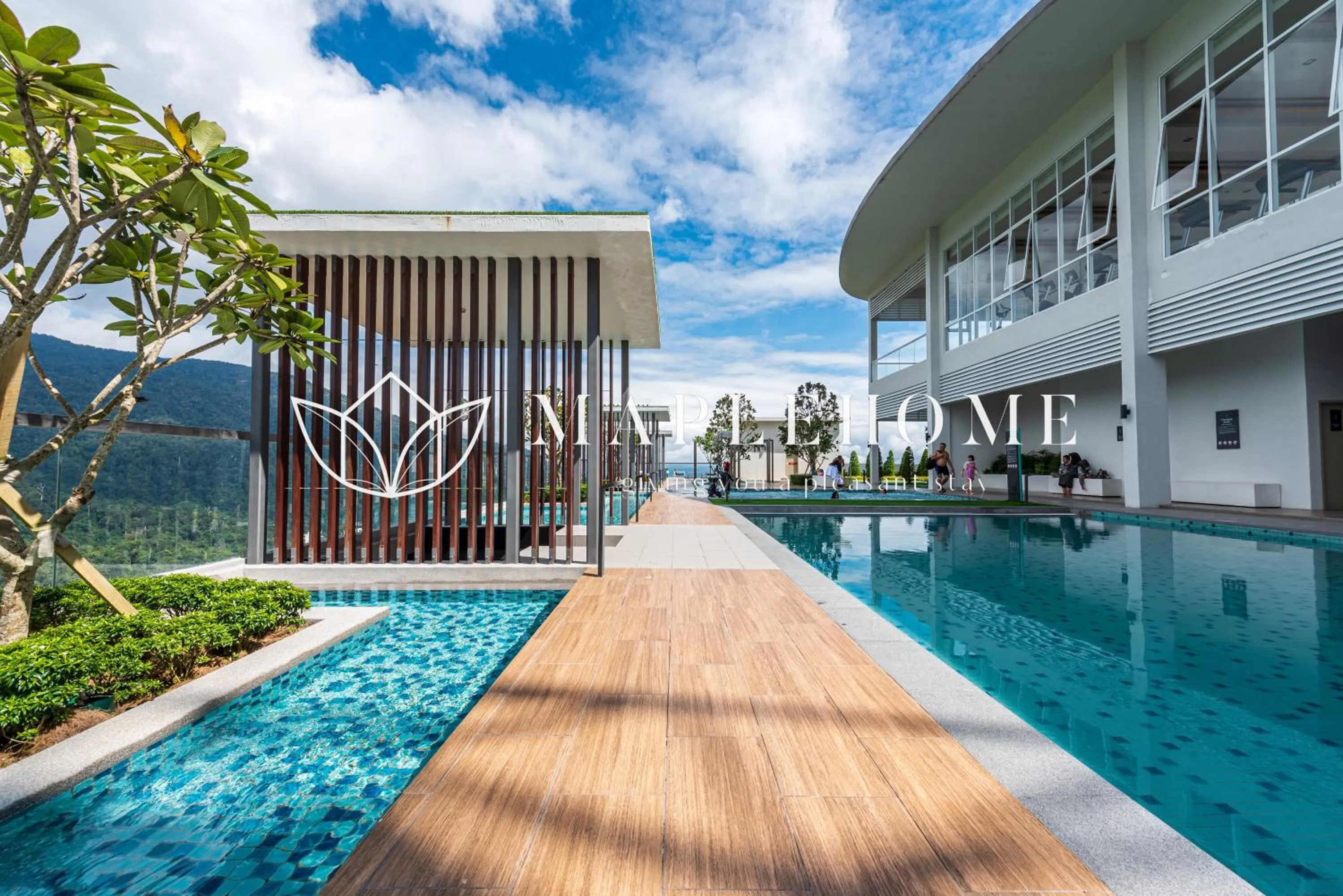 Swimming pool in Windmill Premier Suites Genting Highlands