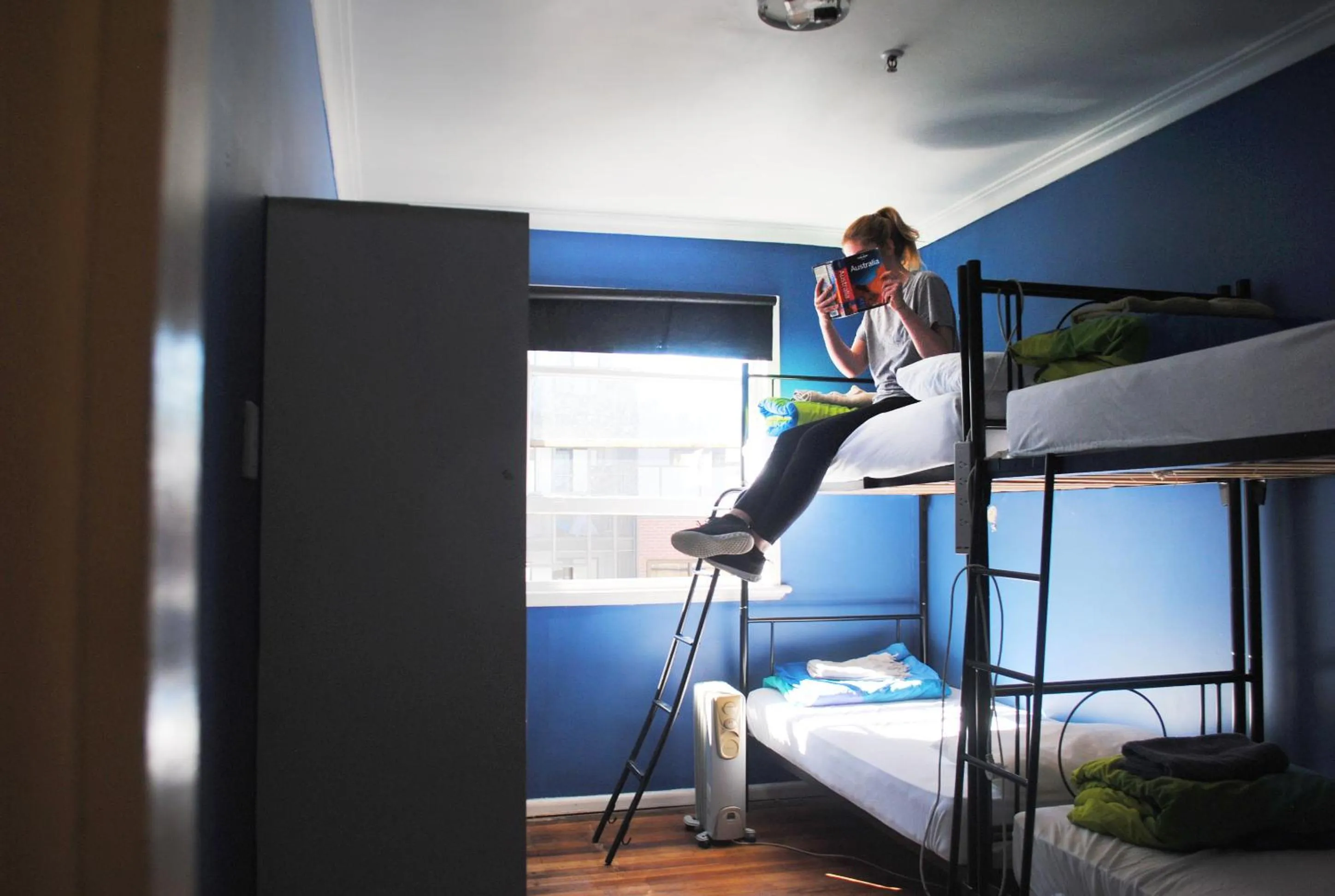 Bed in Pint On Punt Backpackers