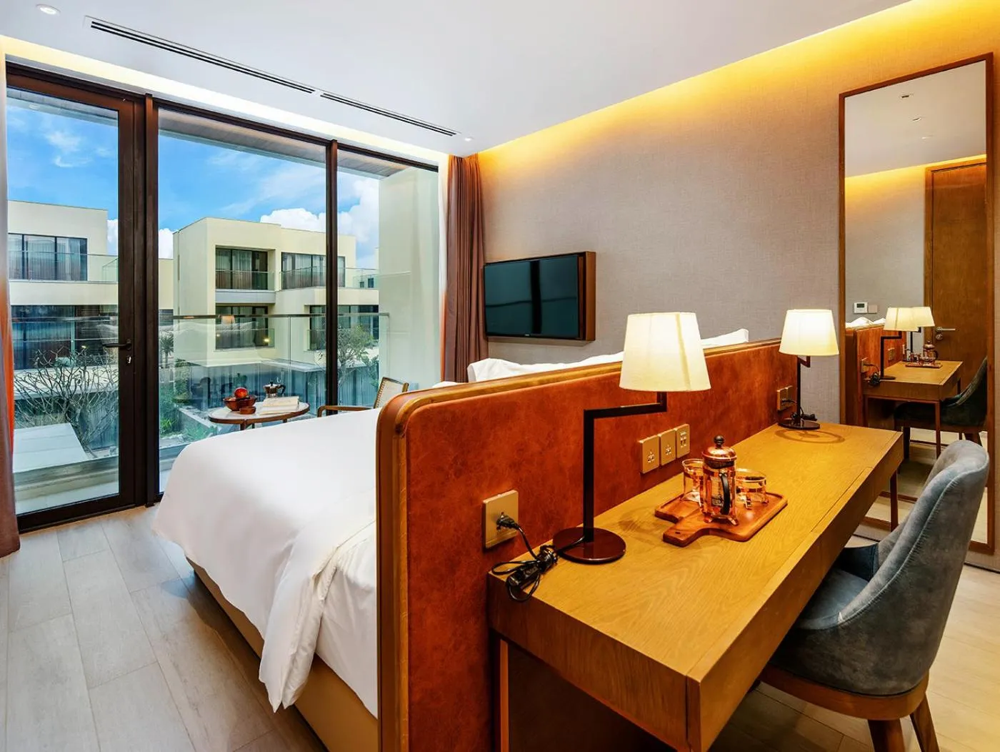 Bed in The Five Villas & Resort Quangnam - Danang