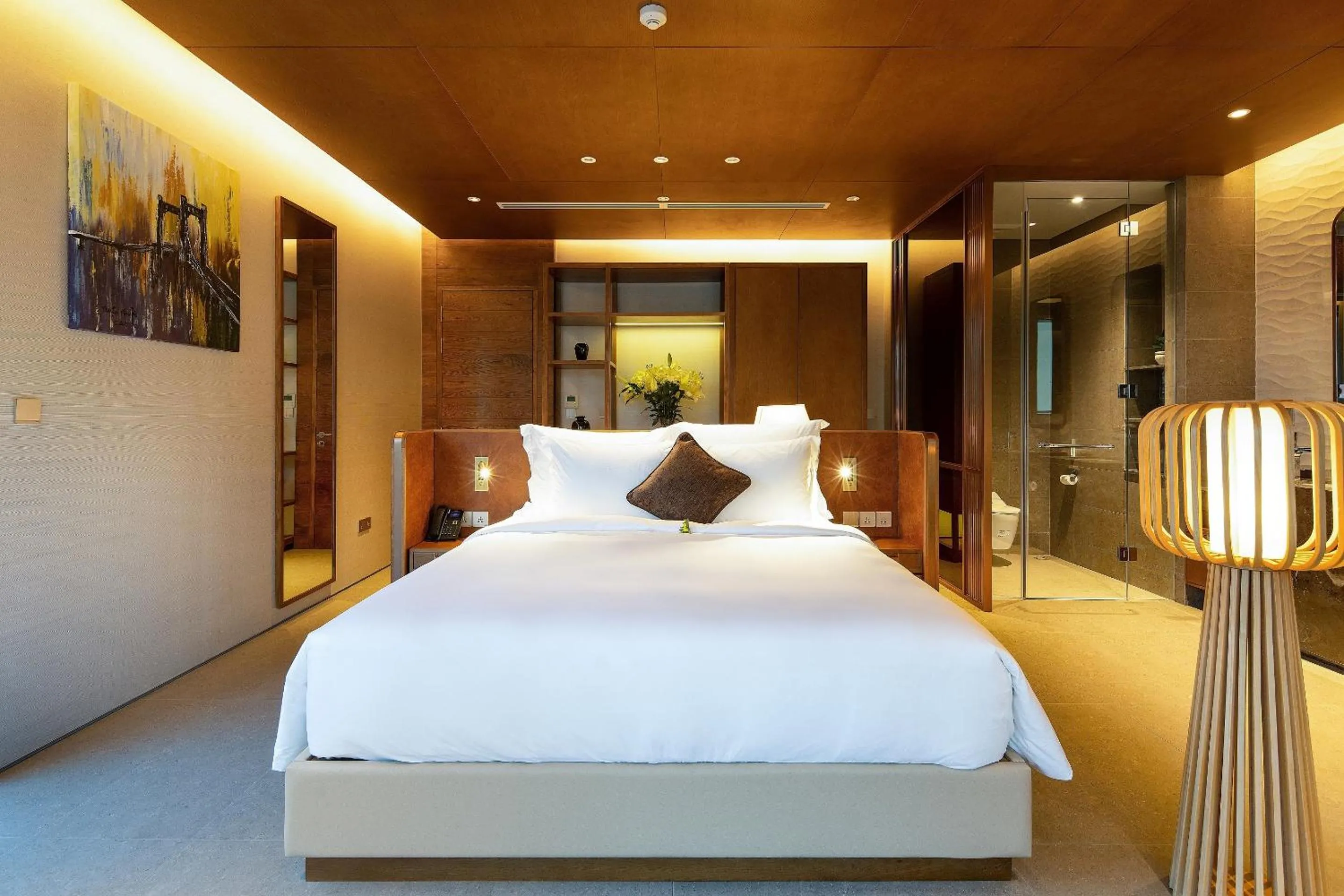 Bed in The Five Villas & Resort Quangnam - Danang