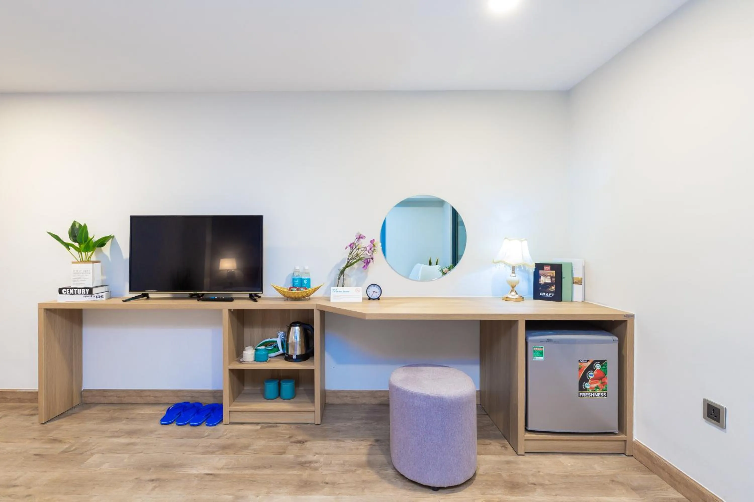 TV and multimedia in Cozrum Lux Hotel