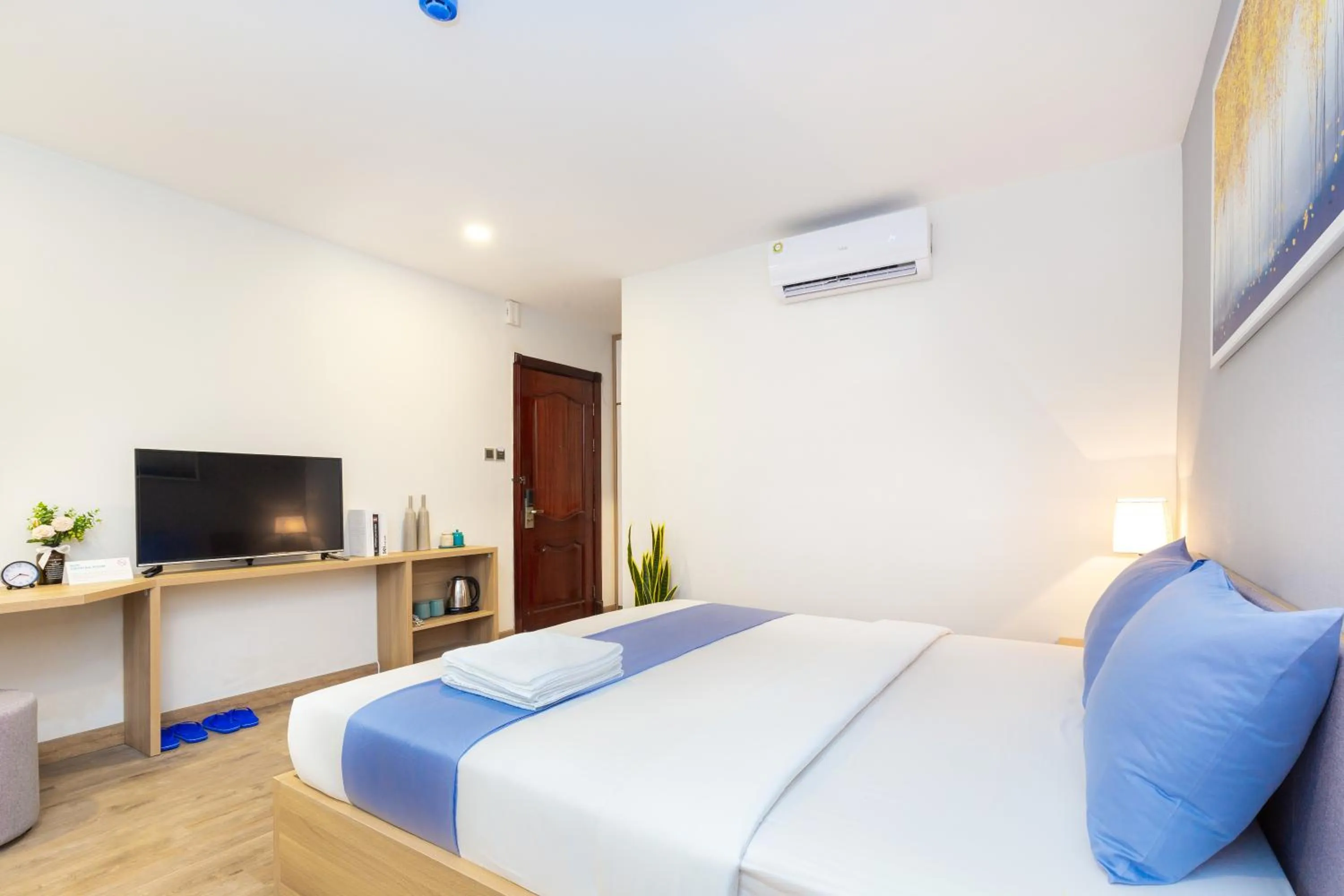 Bed in Cozrum Lux Hotel