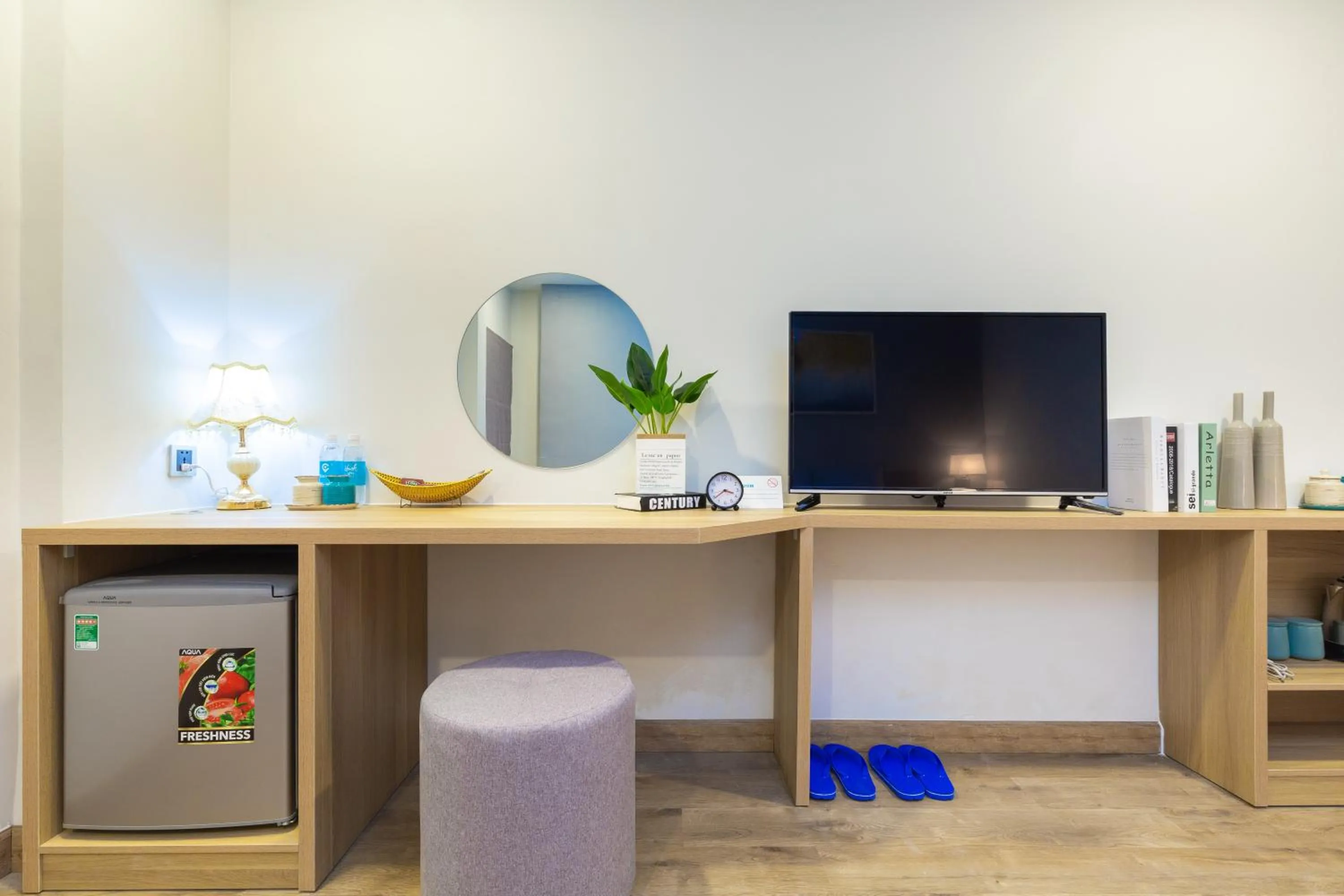 TV and multimedia in Cozrum Lux Hotel