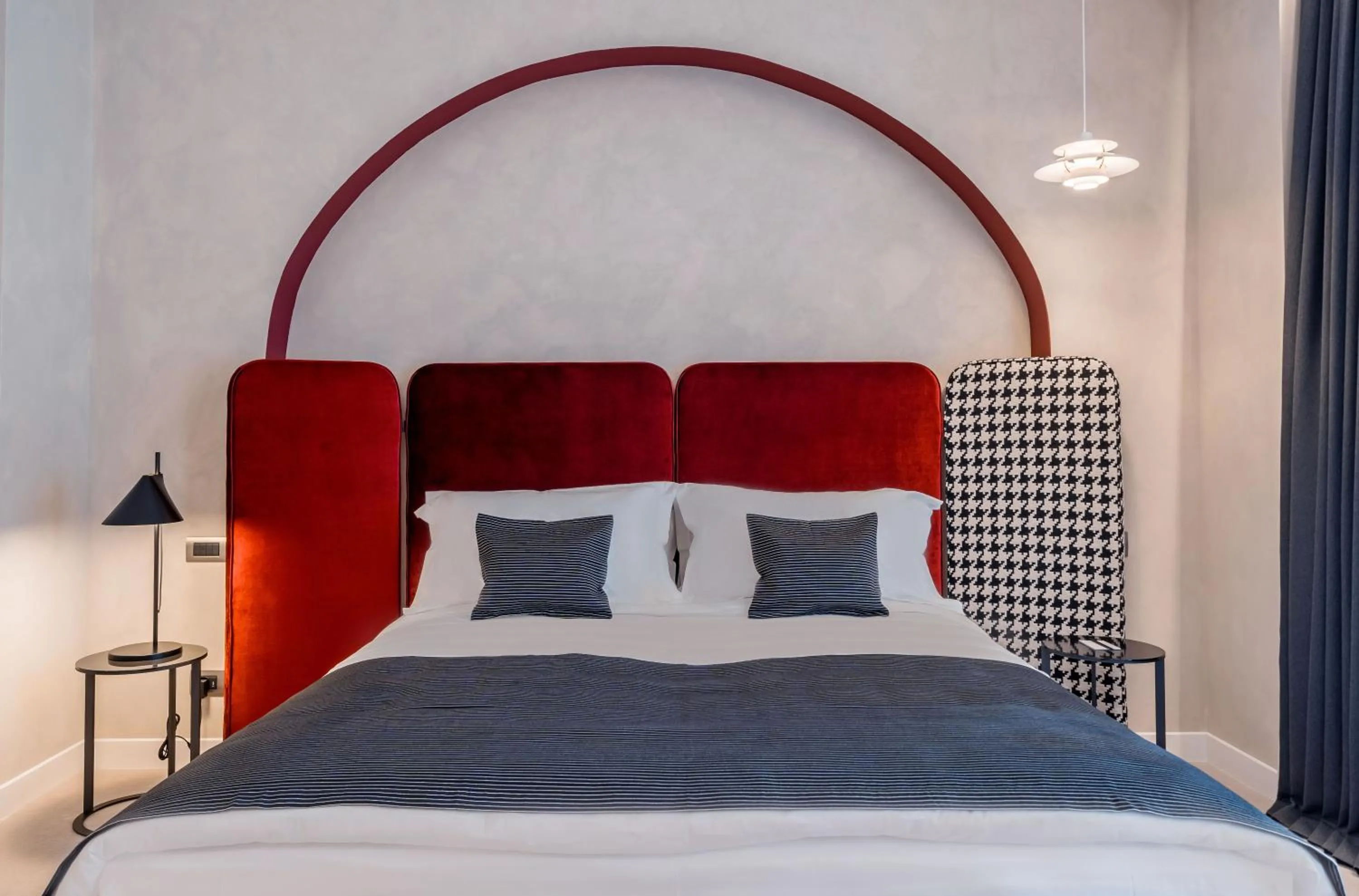 Bed in Monograph Freedom Square