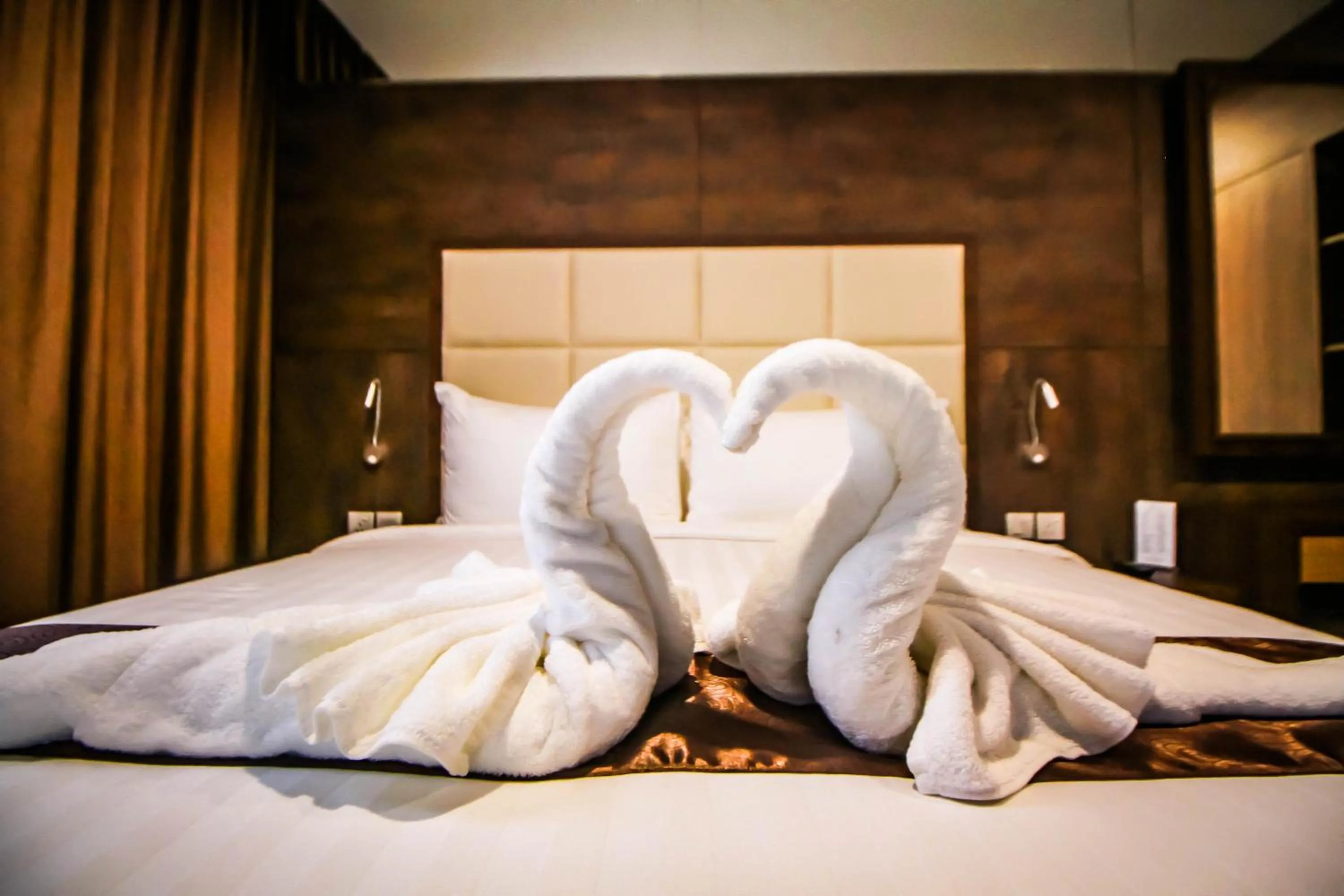 Bed in Asialink Hotel Batam by Prasanthi