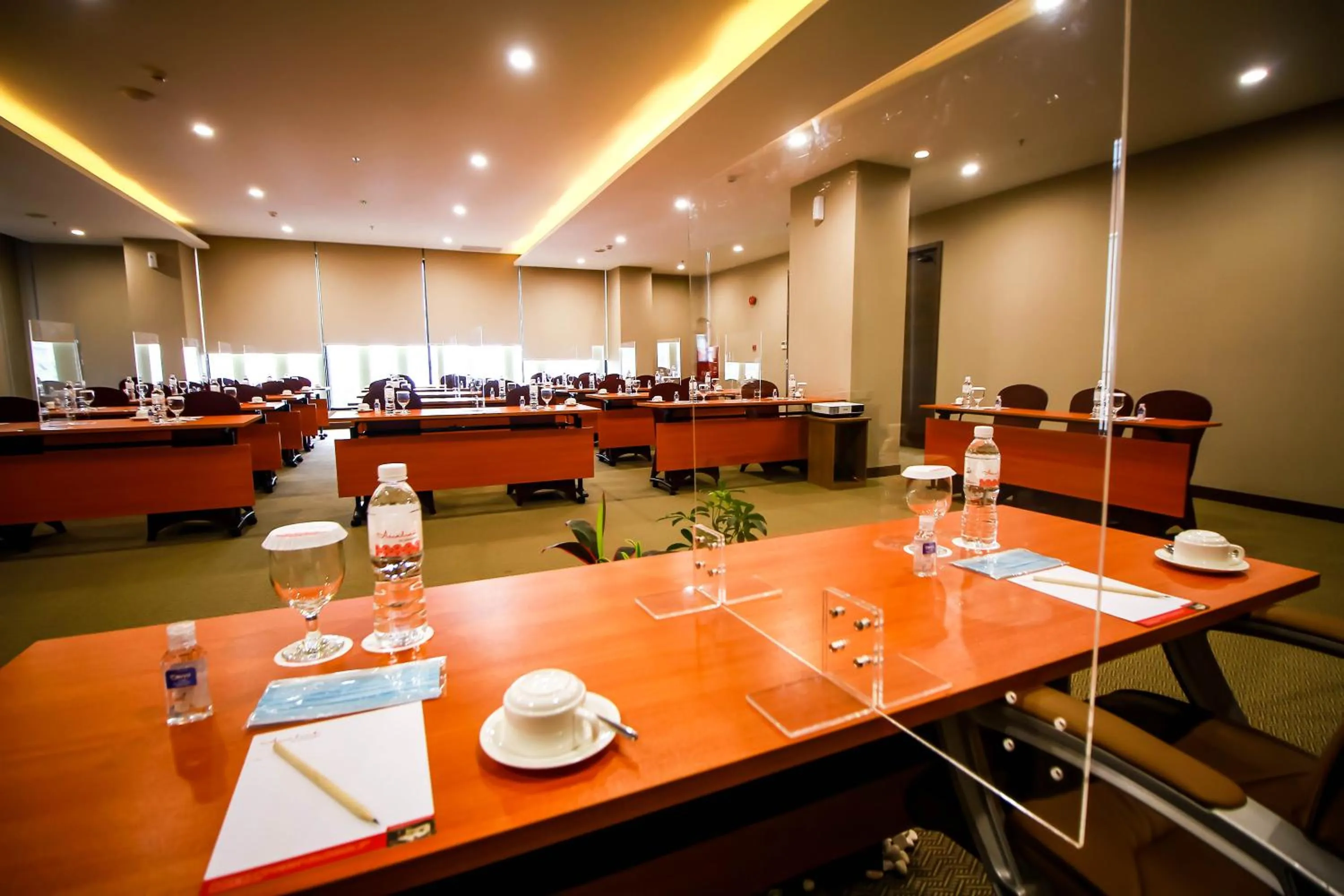 Business facilities in Asialink Hotel Batam by Prasanthi