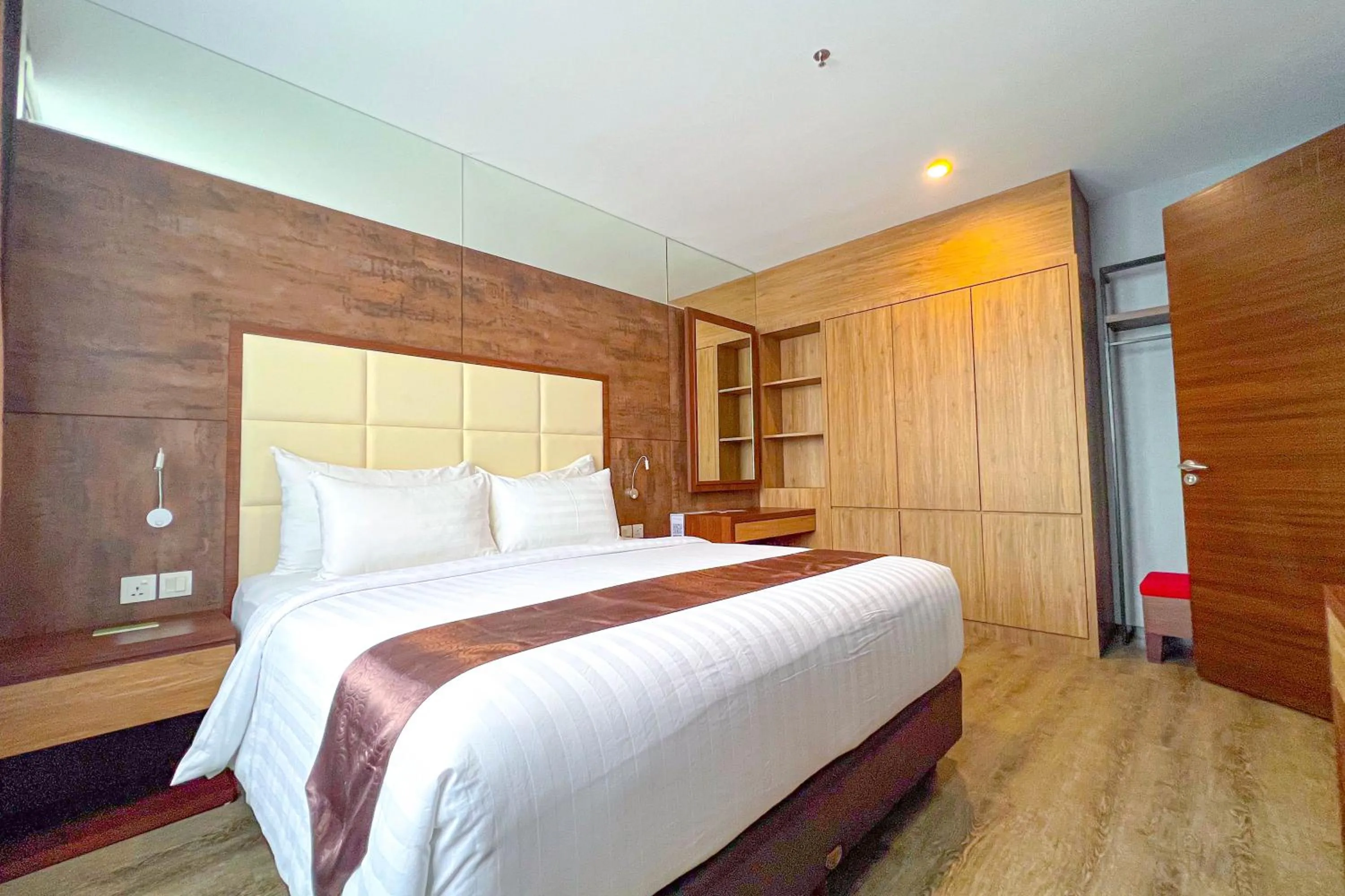 View (from property/room), Bed in Asialink Hotel Batam by Prasanthi