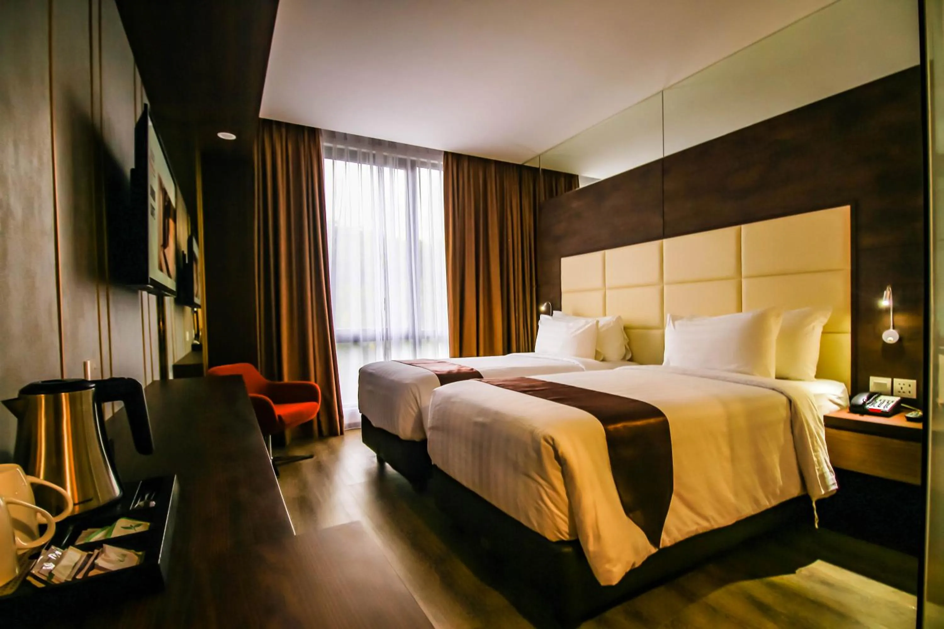 Photo of the whole room, Bed in Asialink Hotel Batam by Prasanthi