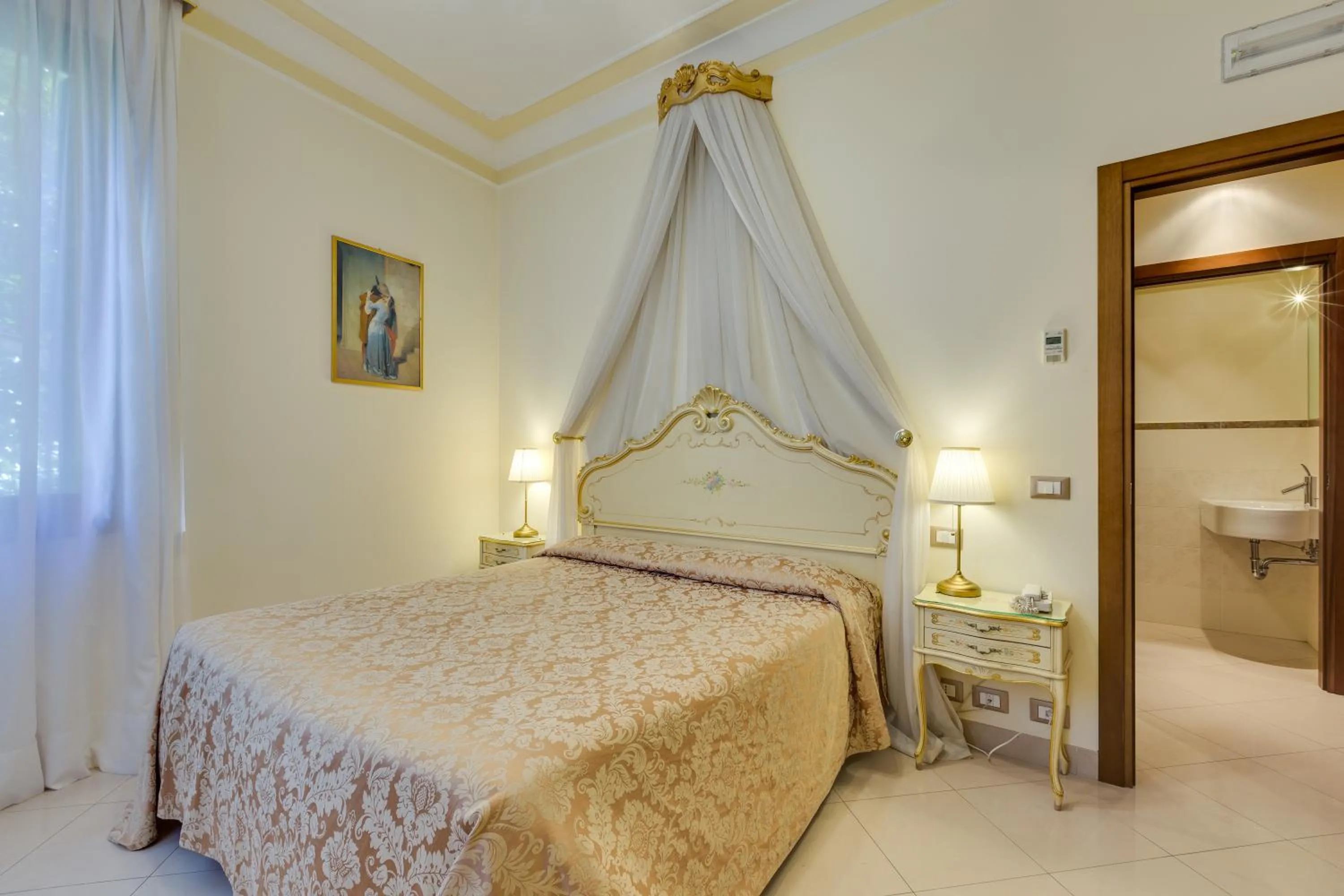 Bed in Hotel Bernardi Semenzato