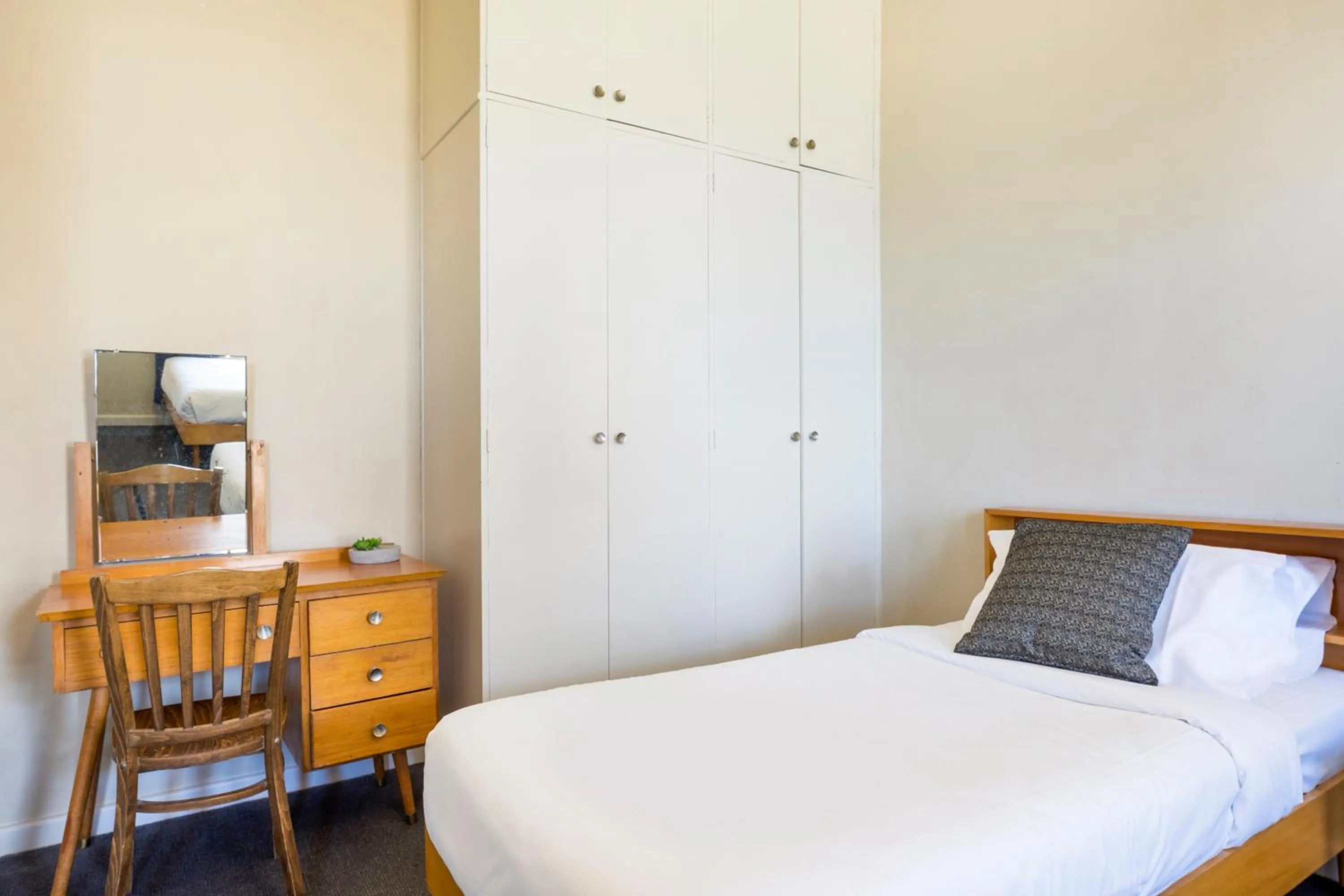 Bedroom in Esplanade Hotel Adelaide