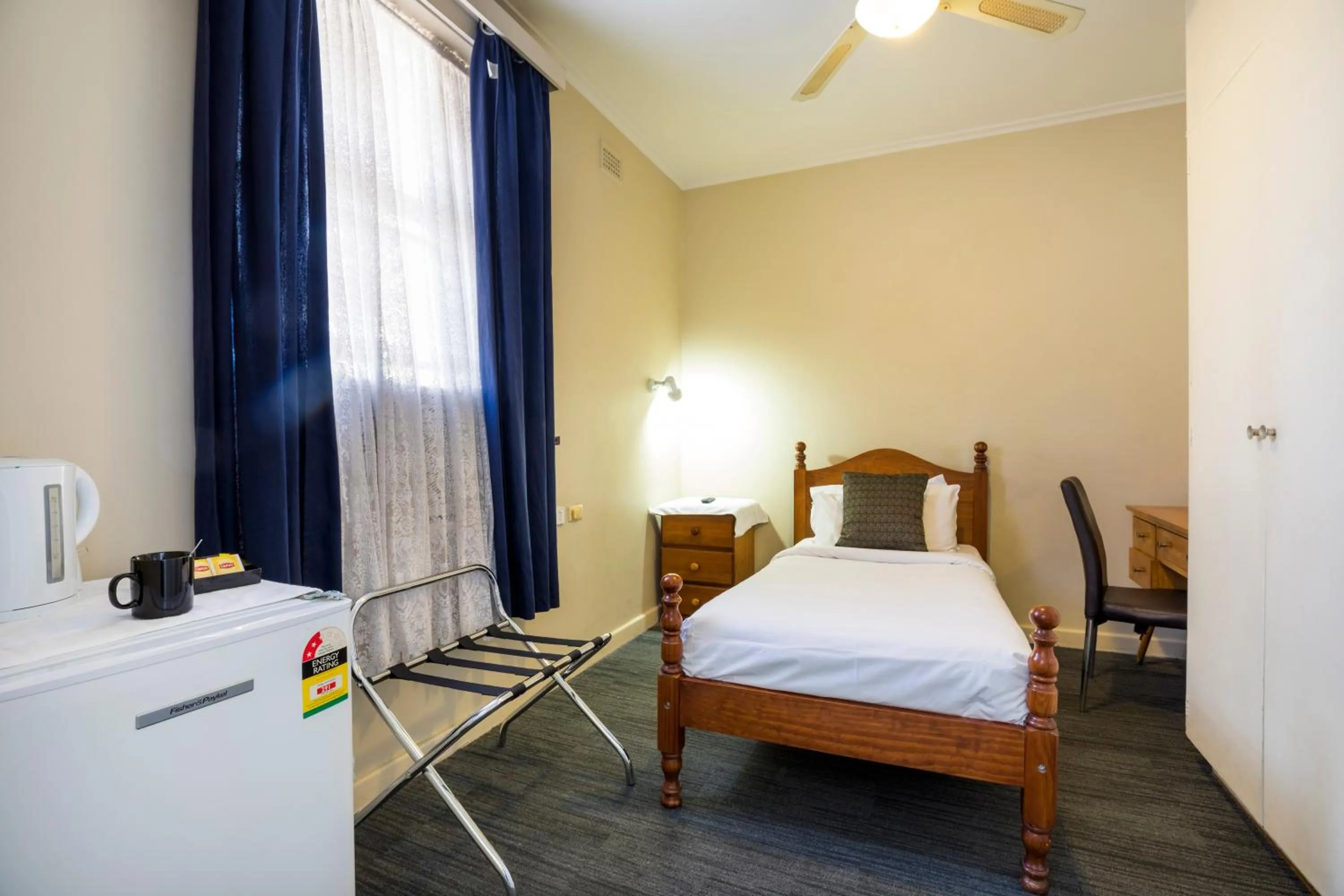 Bedroom in Esplanade Hotel Adelaide