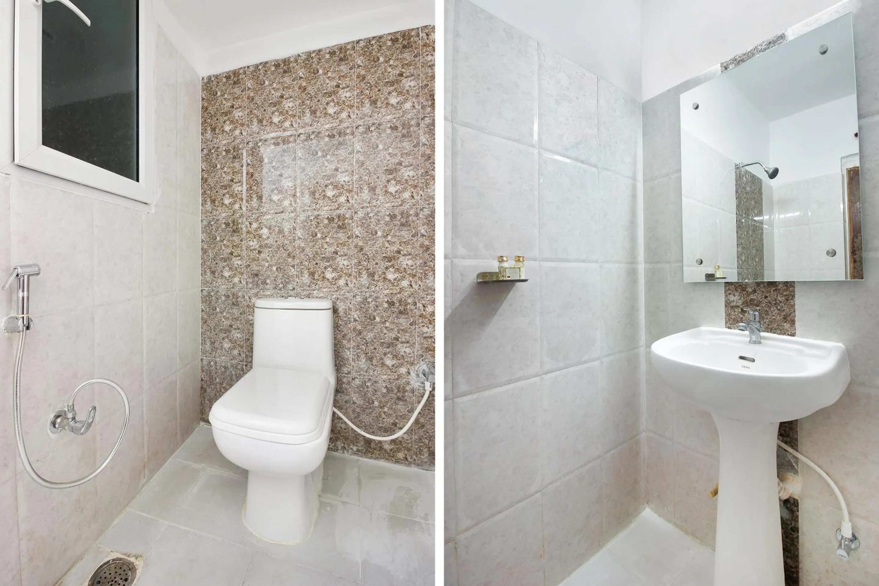 Bathroom in Super Capital O Sri Suprabhat Grand Near Kachiguda Railway Station