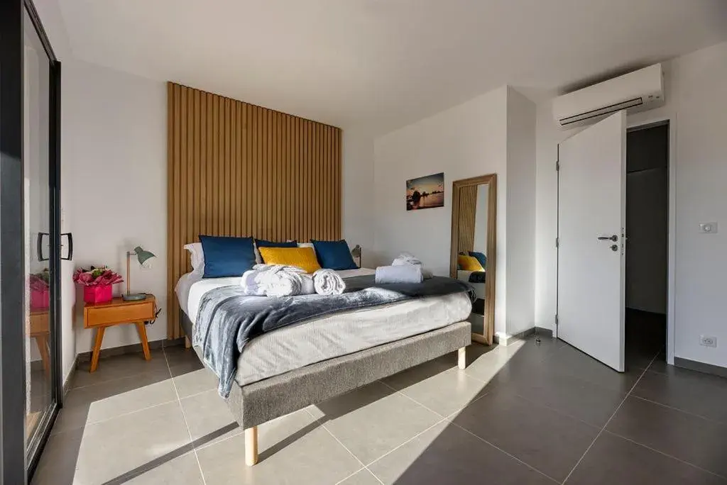 Luxury Three-Bedroom Villa with private pool in Calarossa Bay Resort Luxury Three-Bedroom Villa with private pool in Calarossa Bay Resort