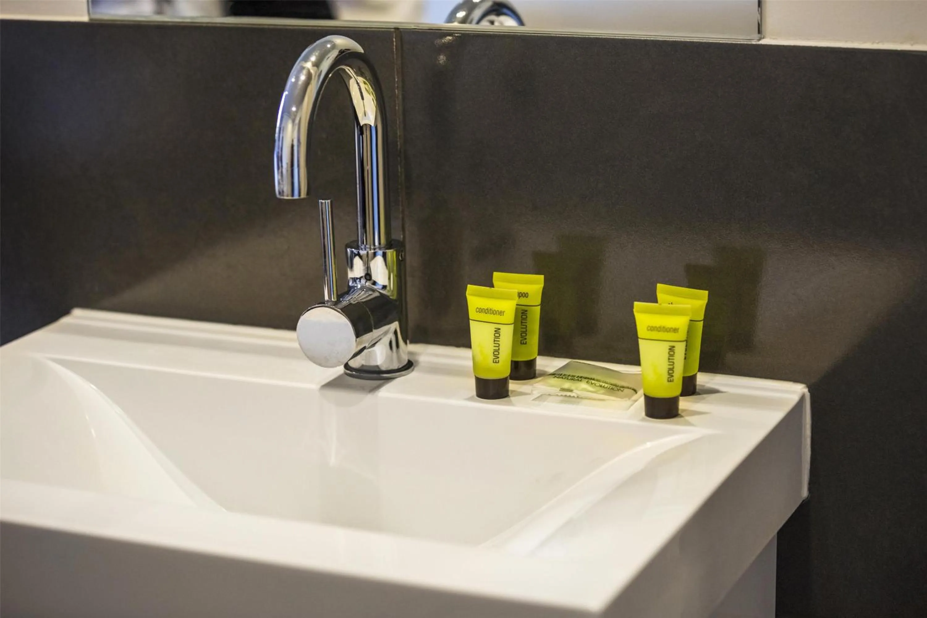 Bathroom in Nightcap at Rose & Crown Hotel