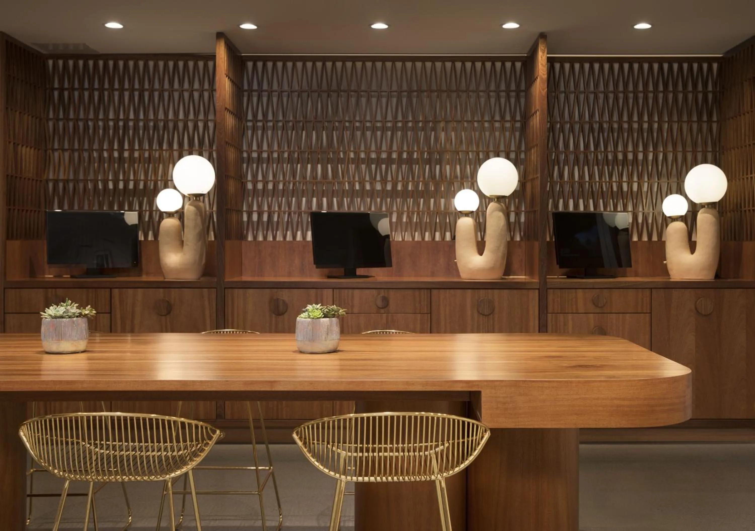 Lobby or reception in Flamingo Resort & Spa Santa Rosa Sonoma, Tapestry by Hilton