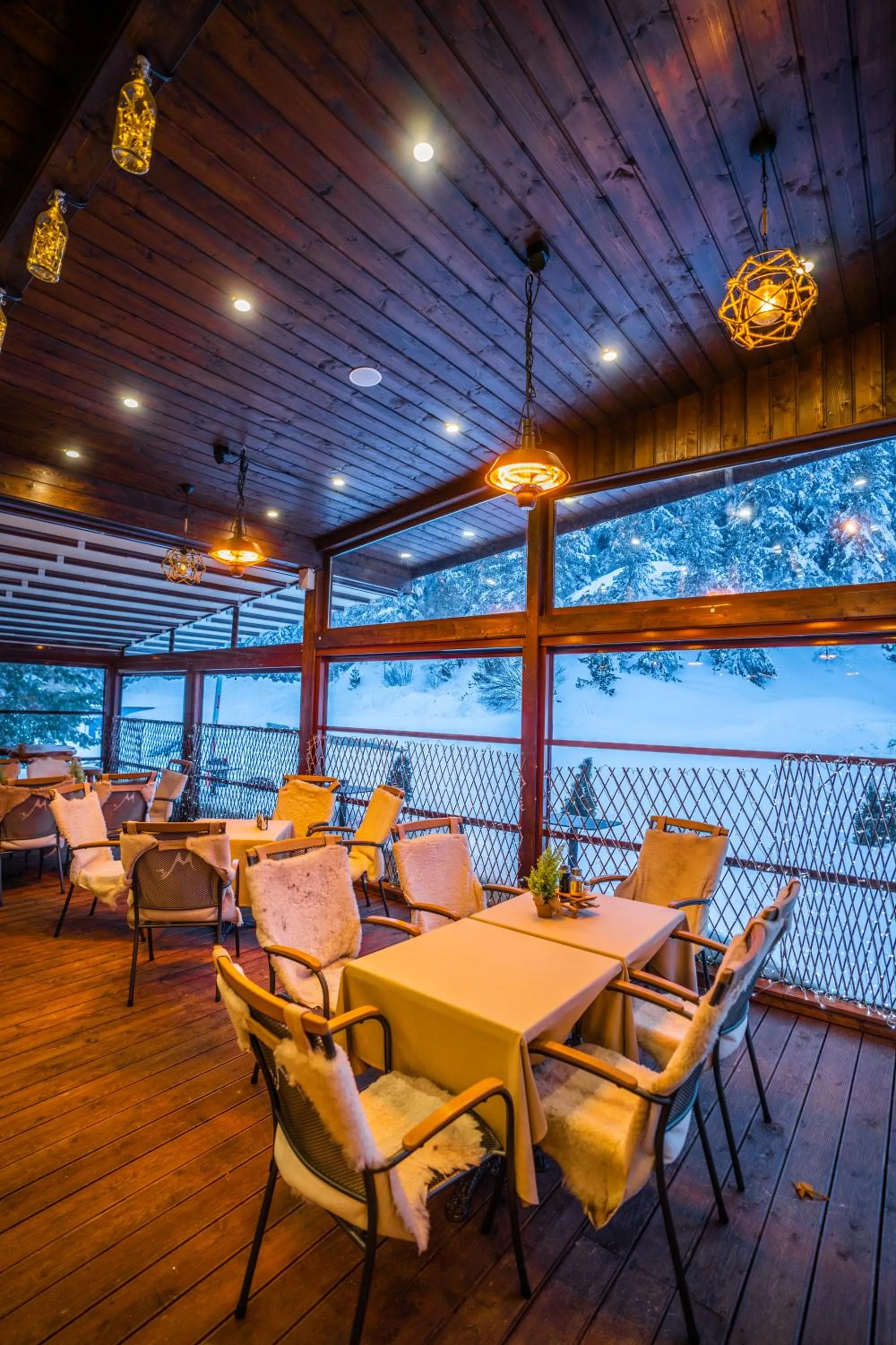 Natural landscape in Hotel and Relax Moreni