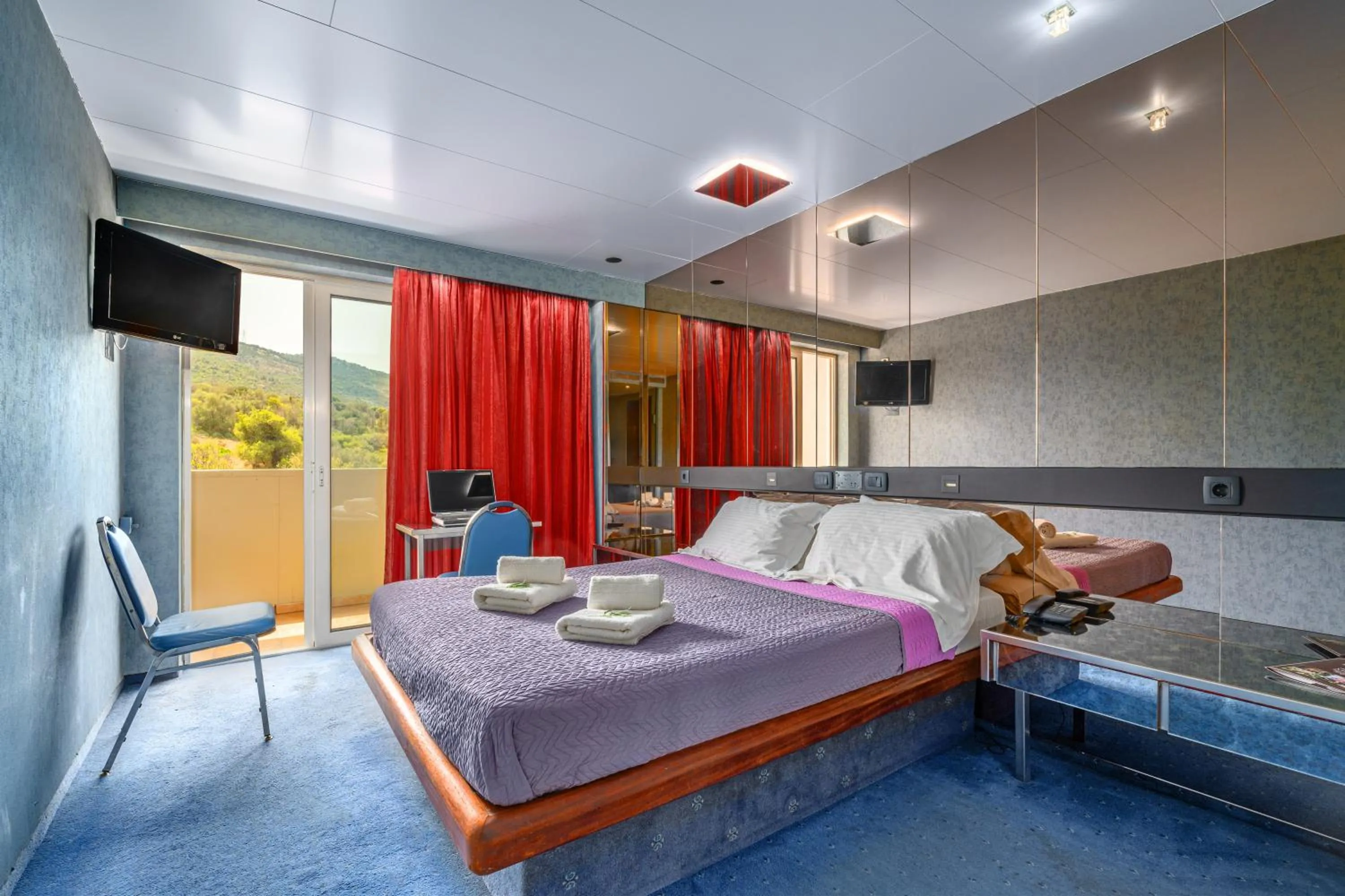 Bedroom, Bed in ALFA HOTEL