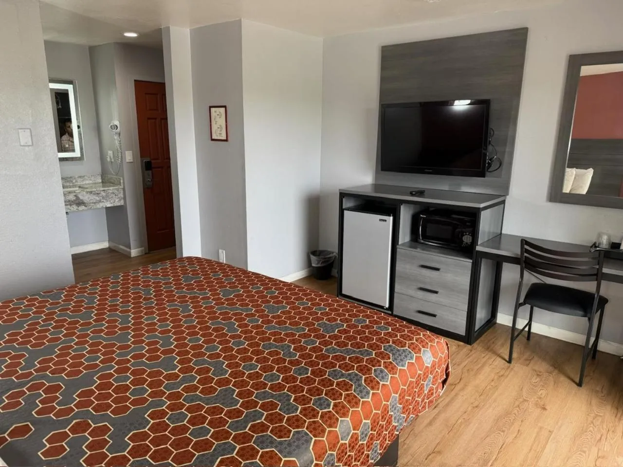 Bed in Ocean Gate Inn