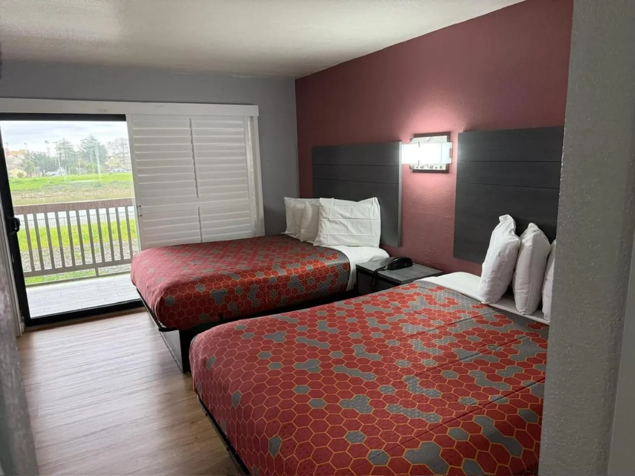 Bed in Ocean Gate Inn