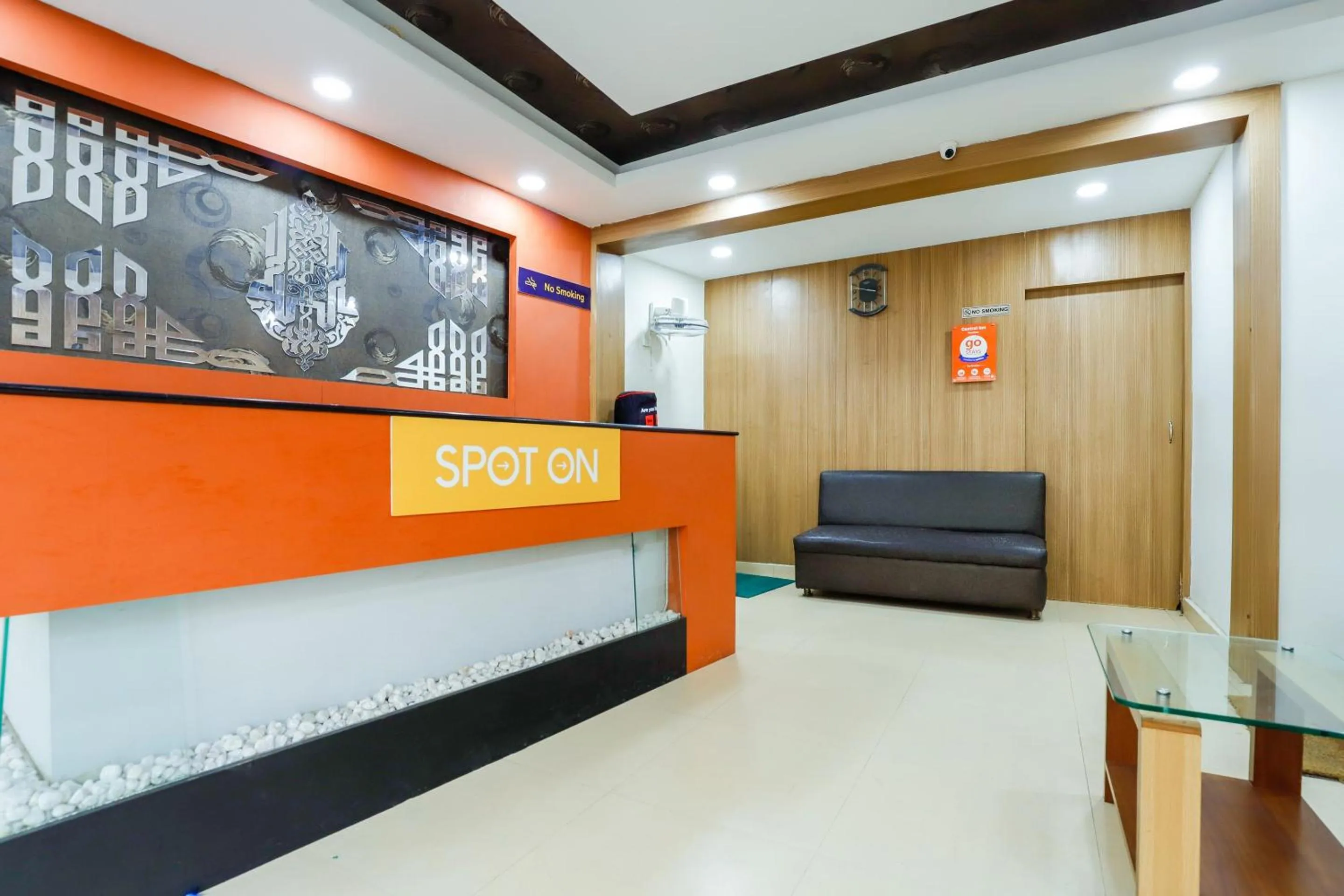 Lobby or reception in SPOT ON Central Inn