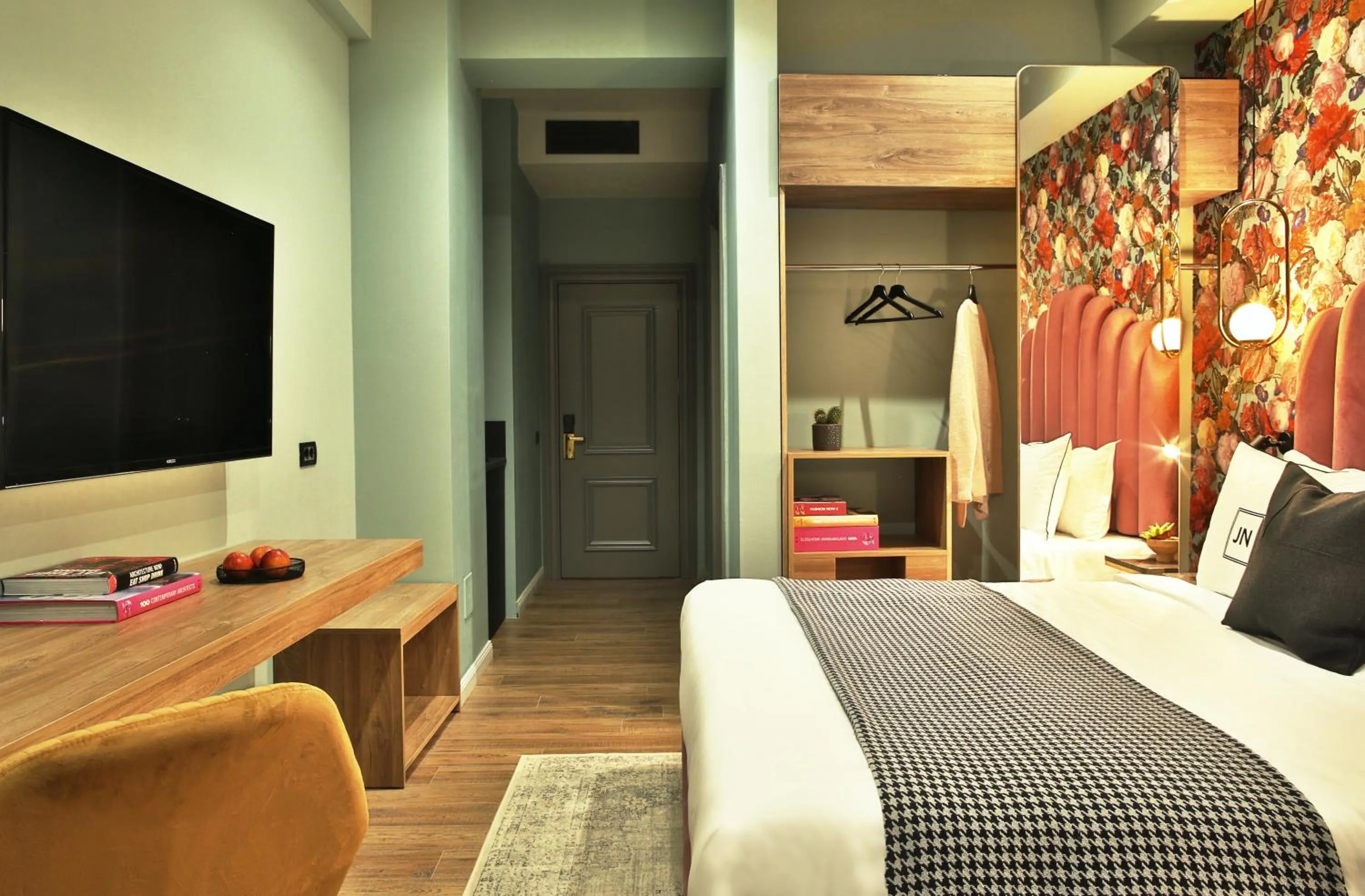 Photo of the whole room, Bed in JN Boutique Hotel
