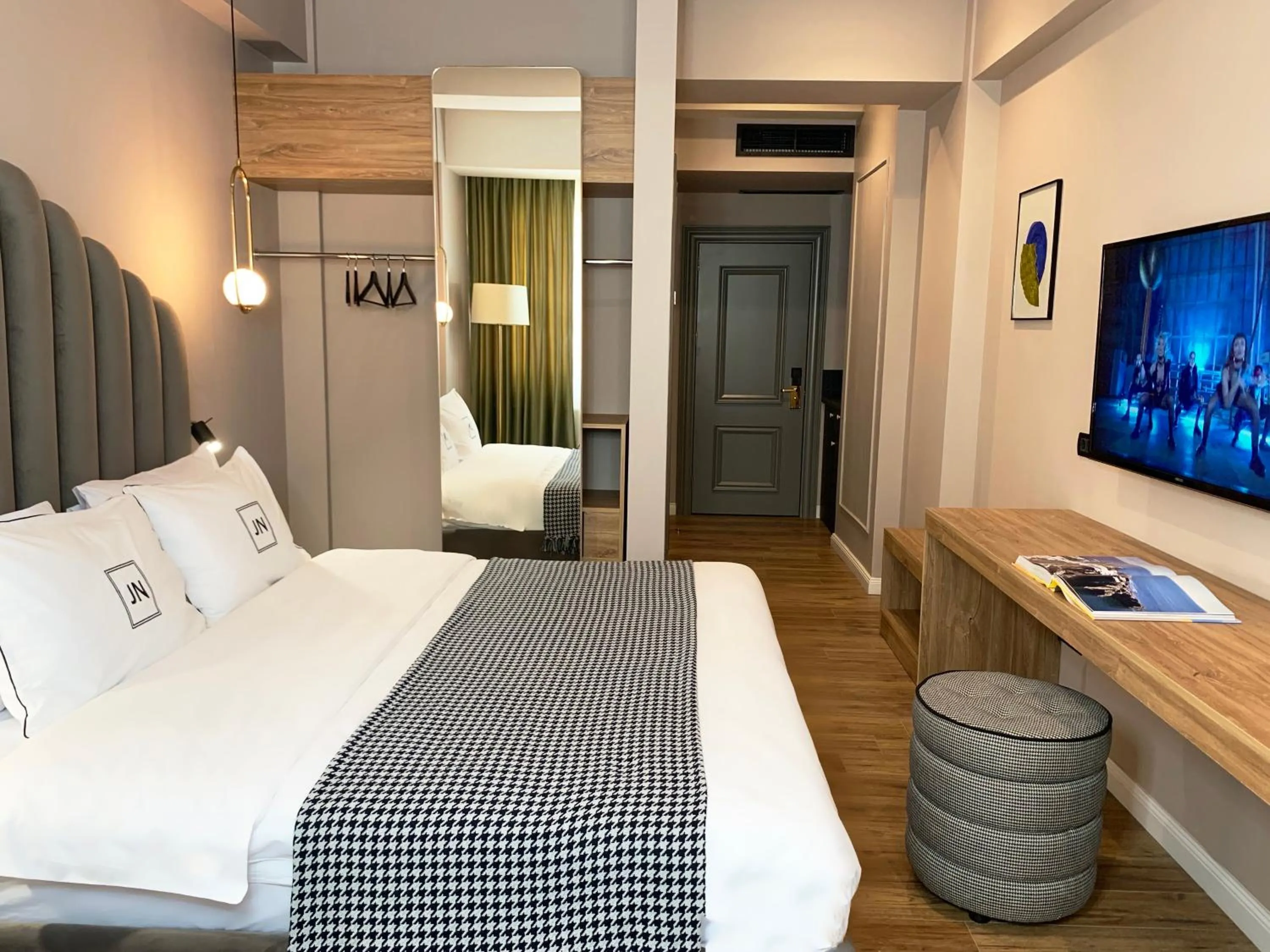 Bed in JN Boutique Hotel