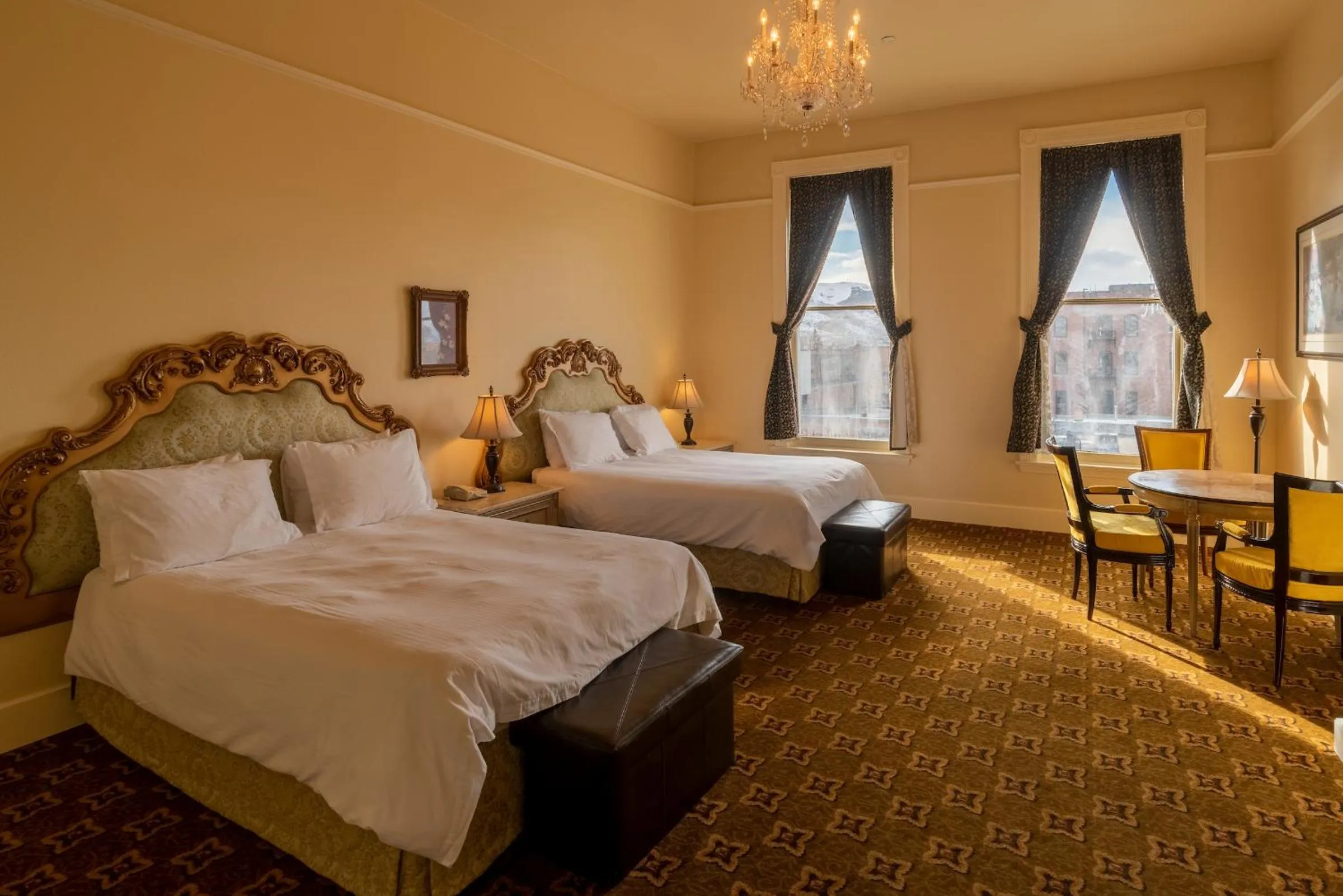 Bed in Geiser Grand Hotel