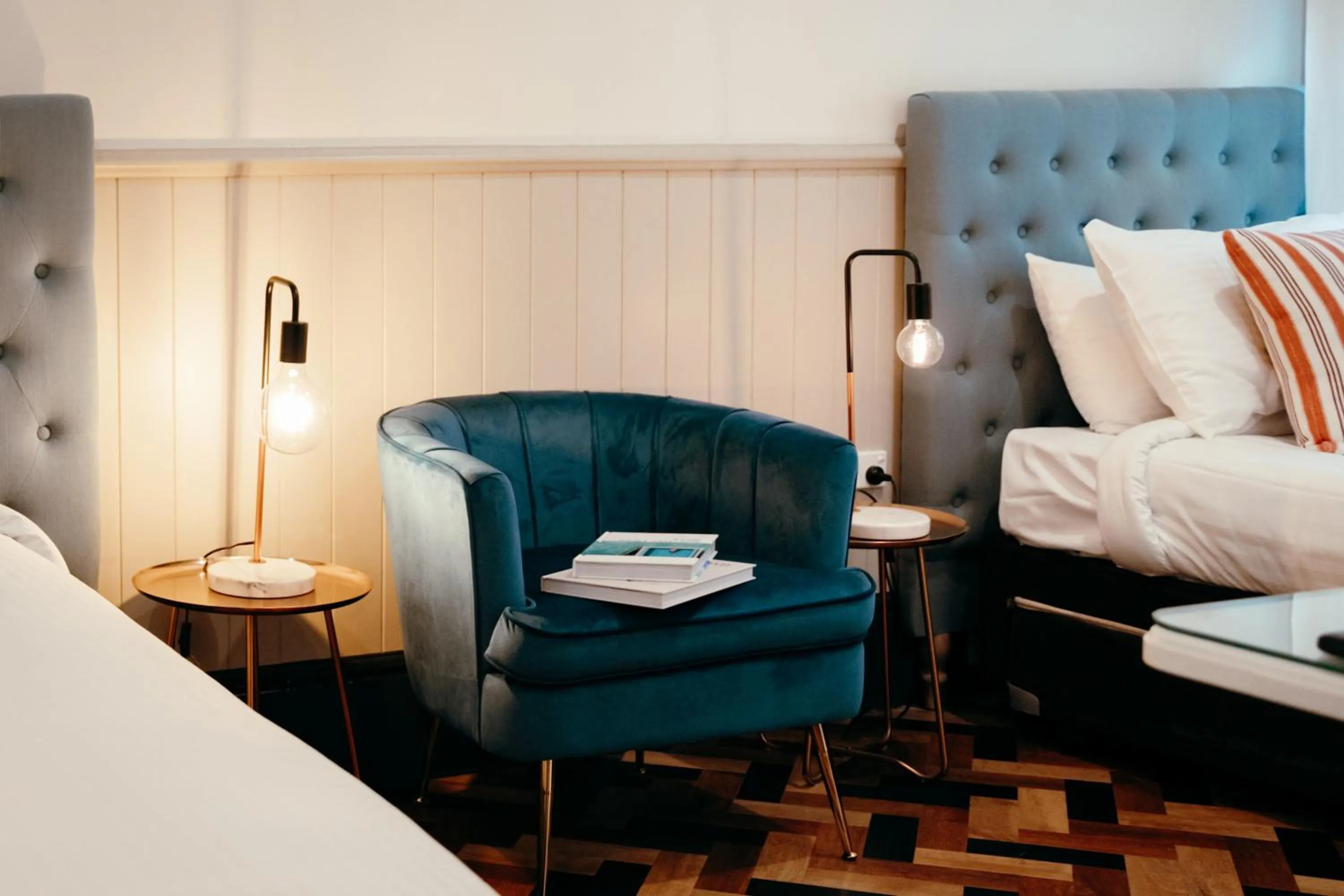 Bed in Cremorne Point Manor