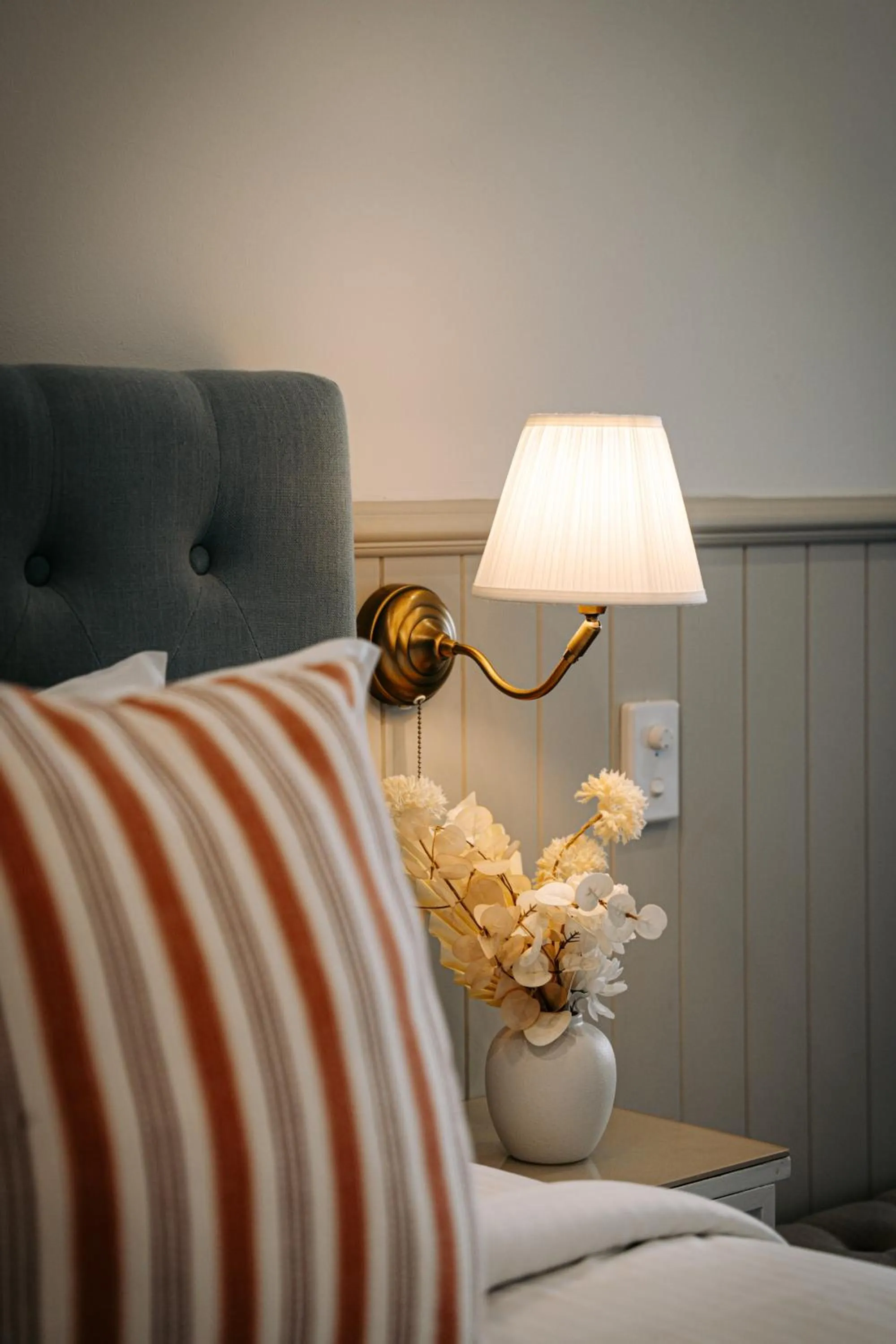 Bed in Cremorne Point Manor