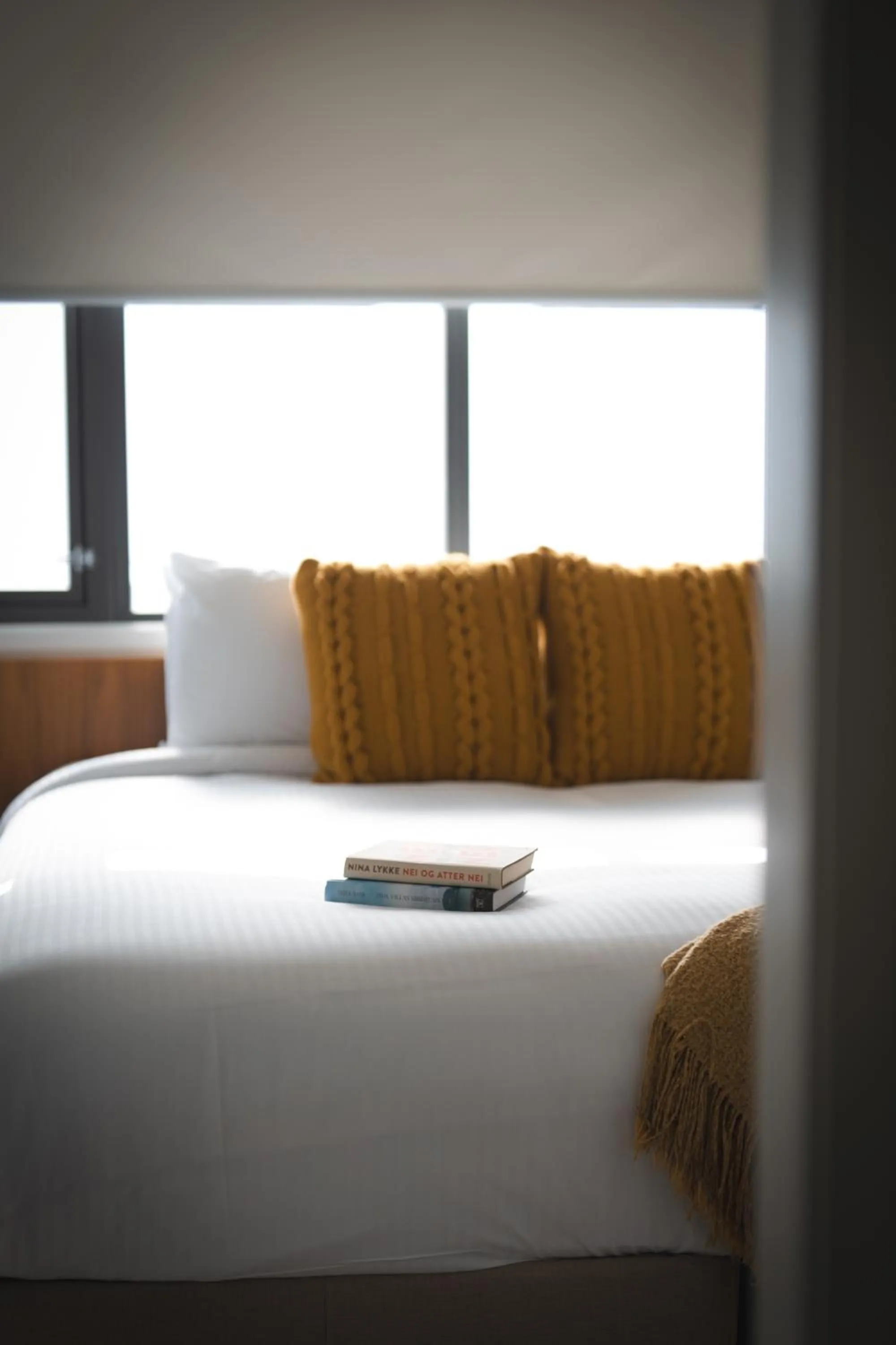 Bed in Cremorne Point Manor