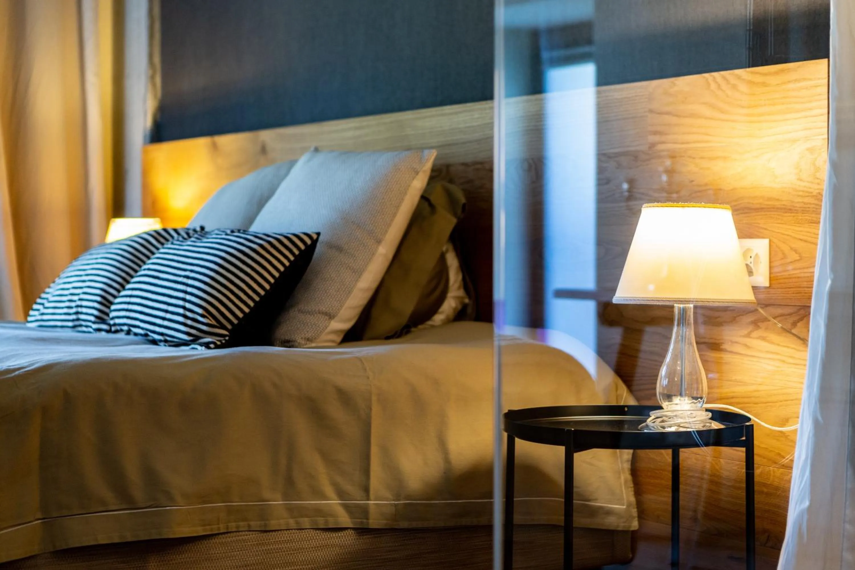 Bed in Hotel de l’Ours Preles