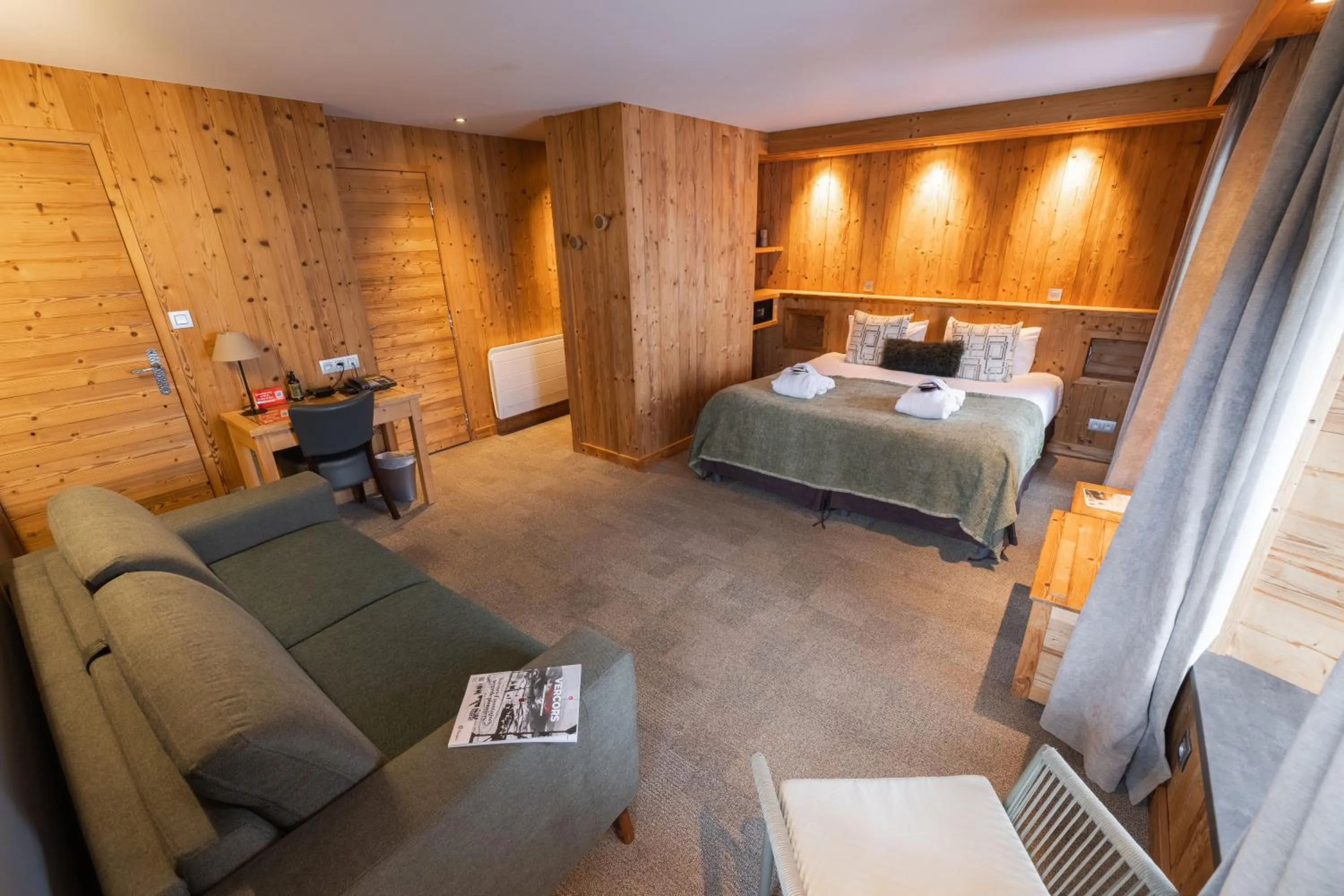 Bed in Hôtel et Spa les Clarines