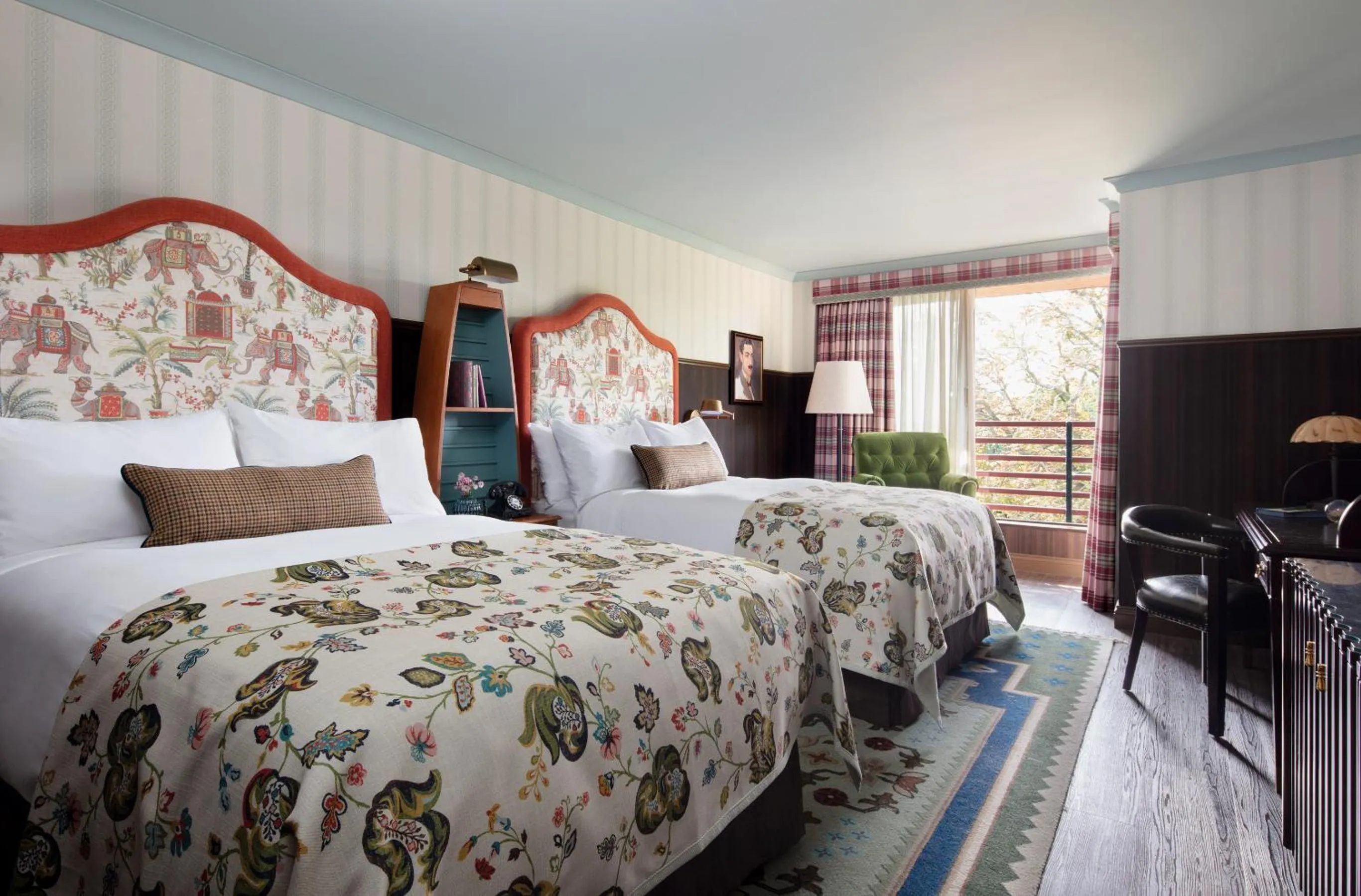 Bed in Graduate by Hilton Cambridge