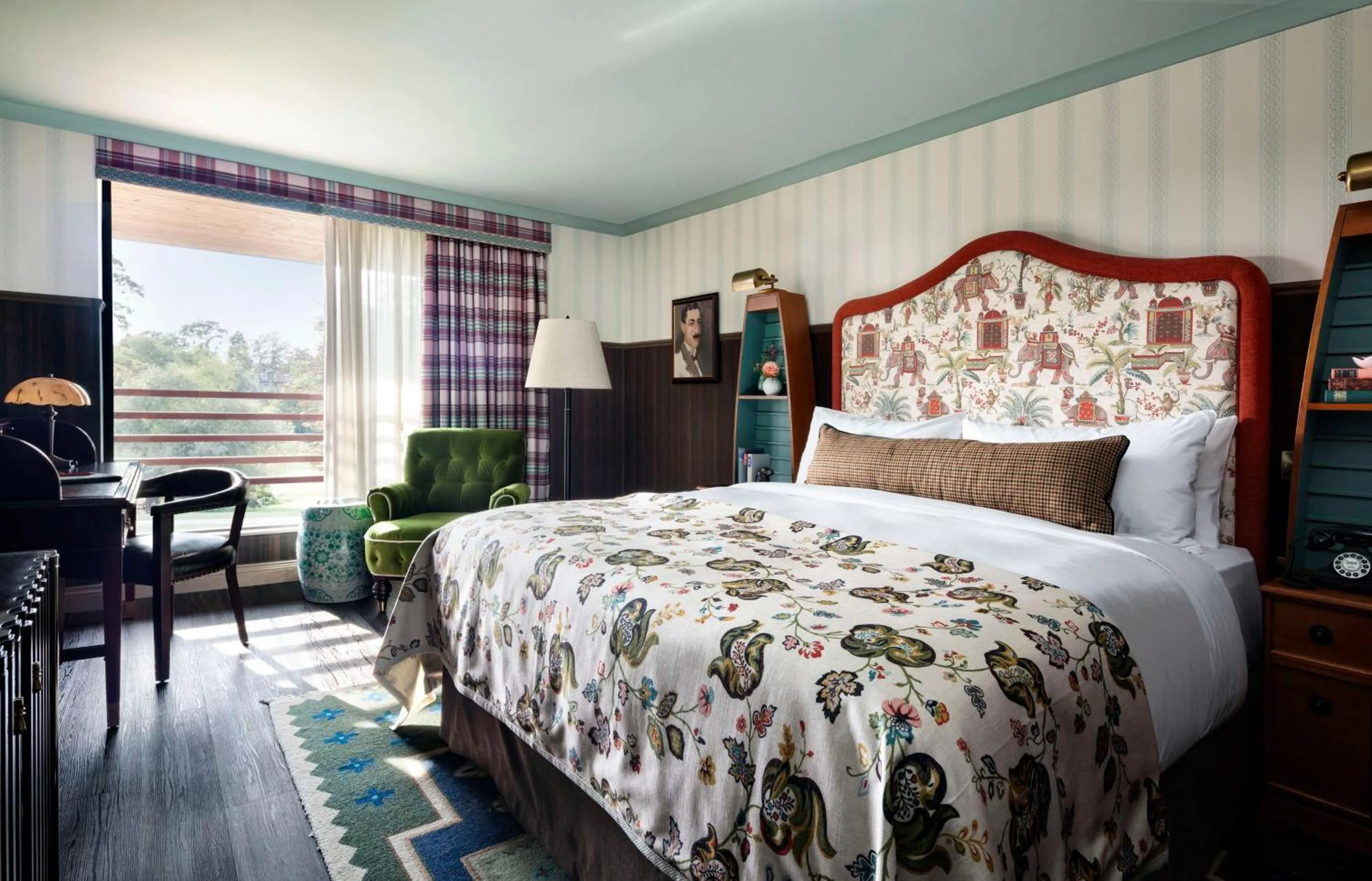 Graduate King Room with River View in Graduate Cambridge