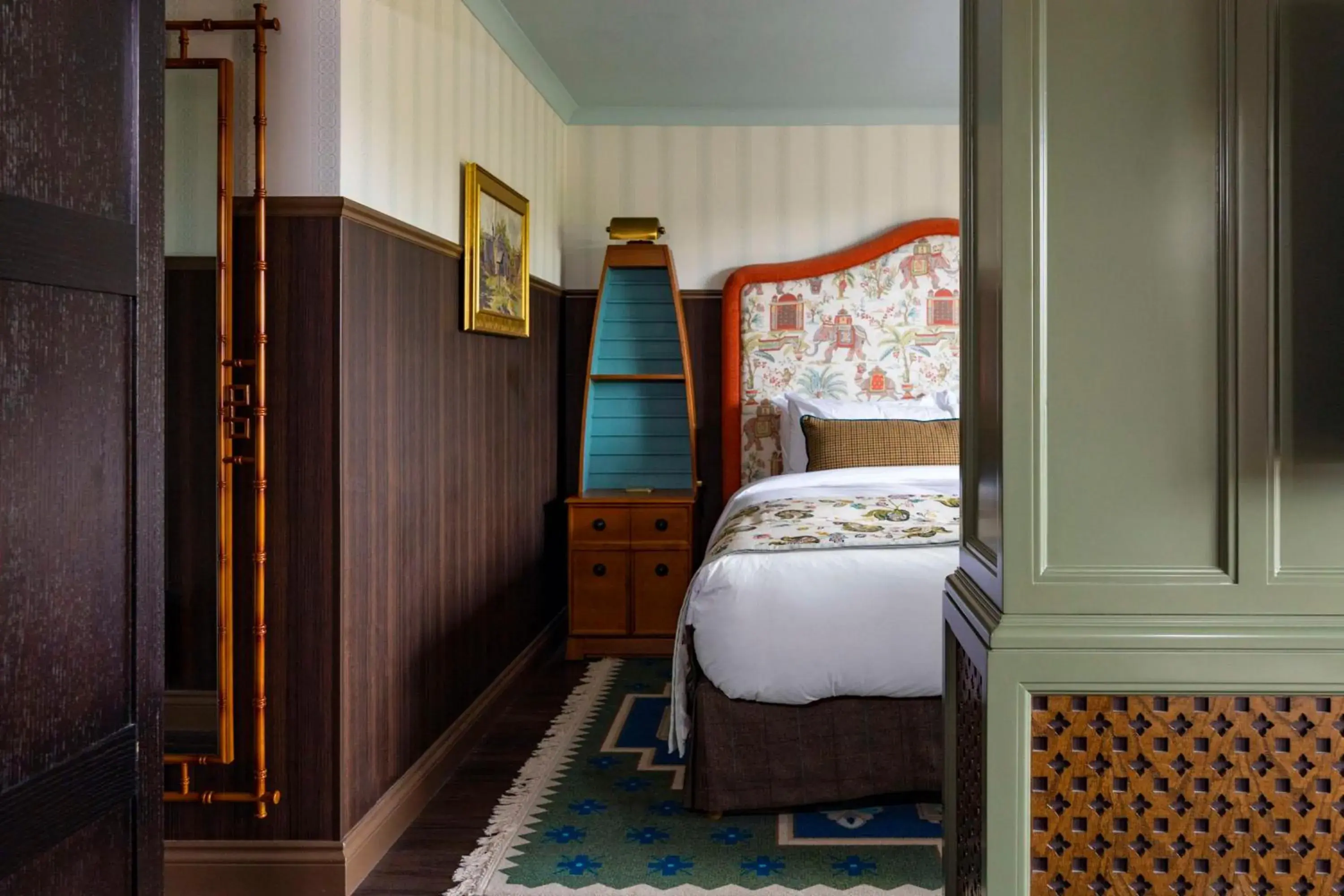 Graduate Junior King Suite with River View in Graduate Cambridge Graduate Junior King Suite with River View in Graduate Cambridge