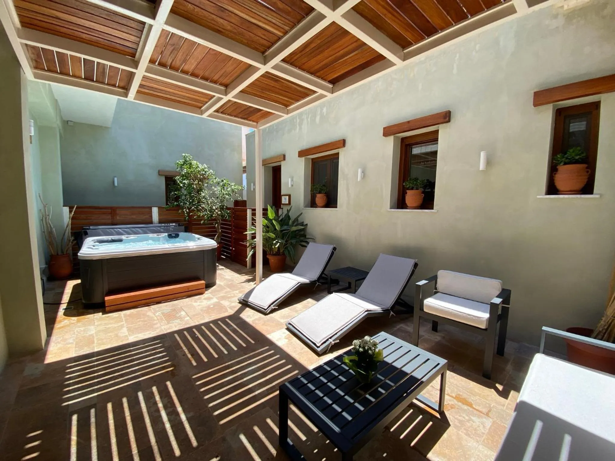 Hot Tub, Bed in Andros 4 All Seasons Villas & Suites
