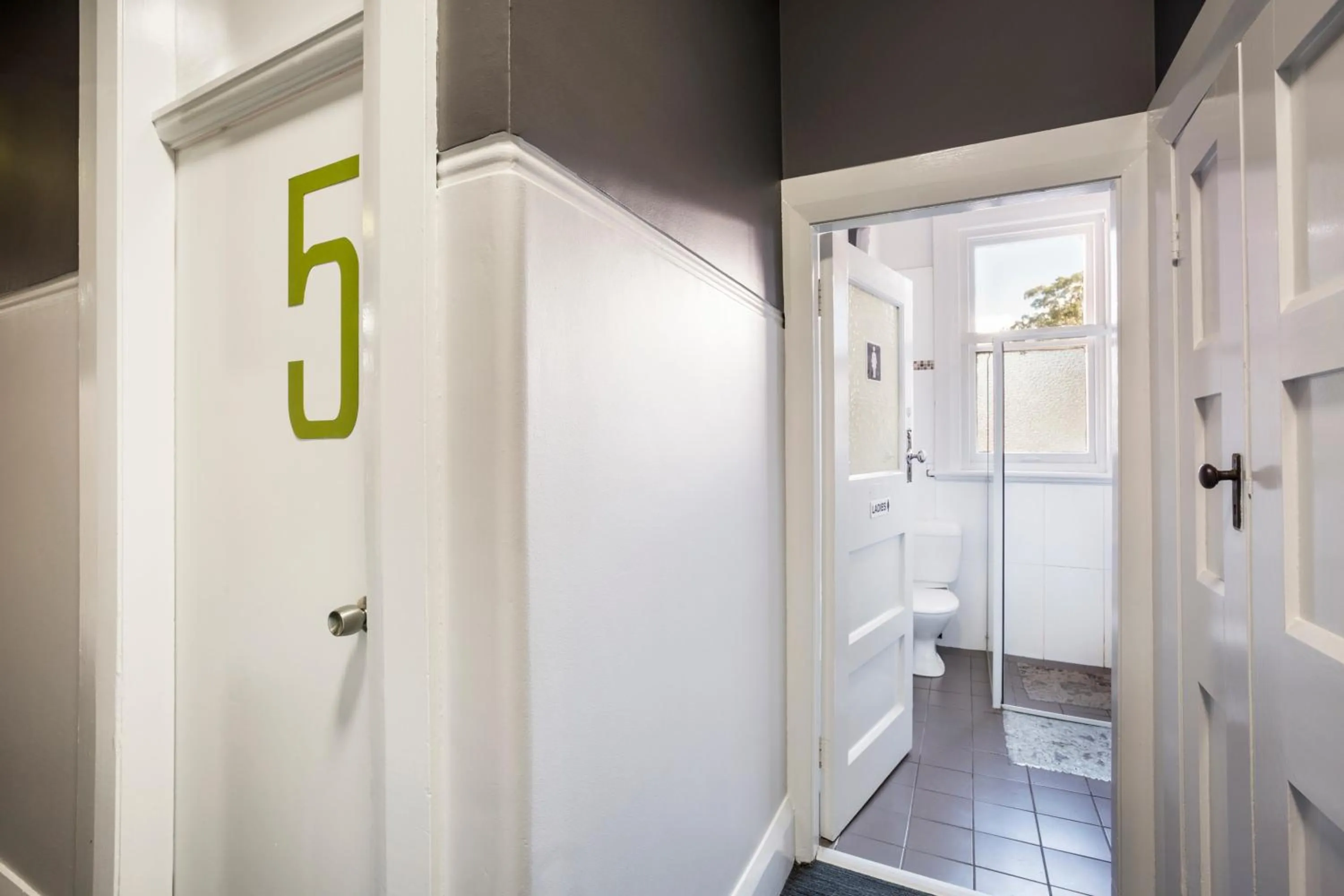 Area and facilities in Melton Hotel Auburn