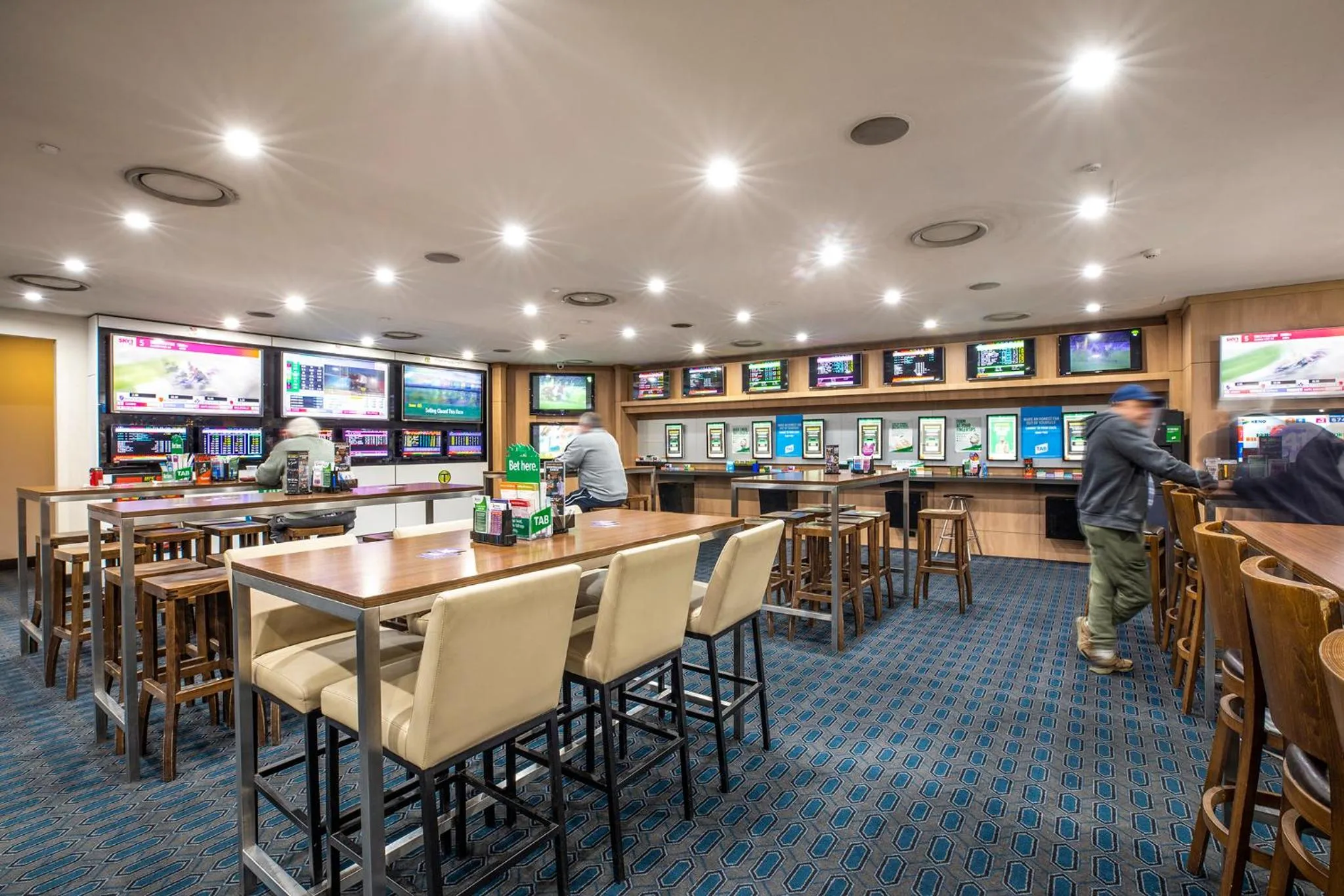 Lounge or bar in Nightcap at Colyton Hotel