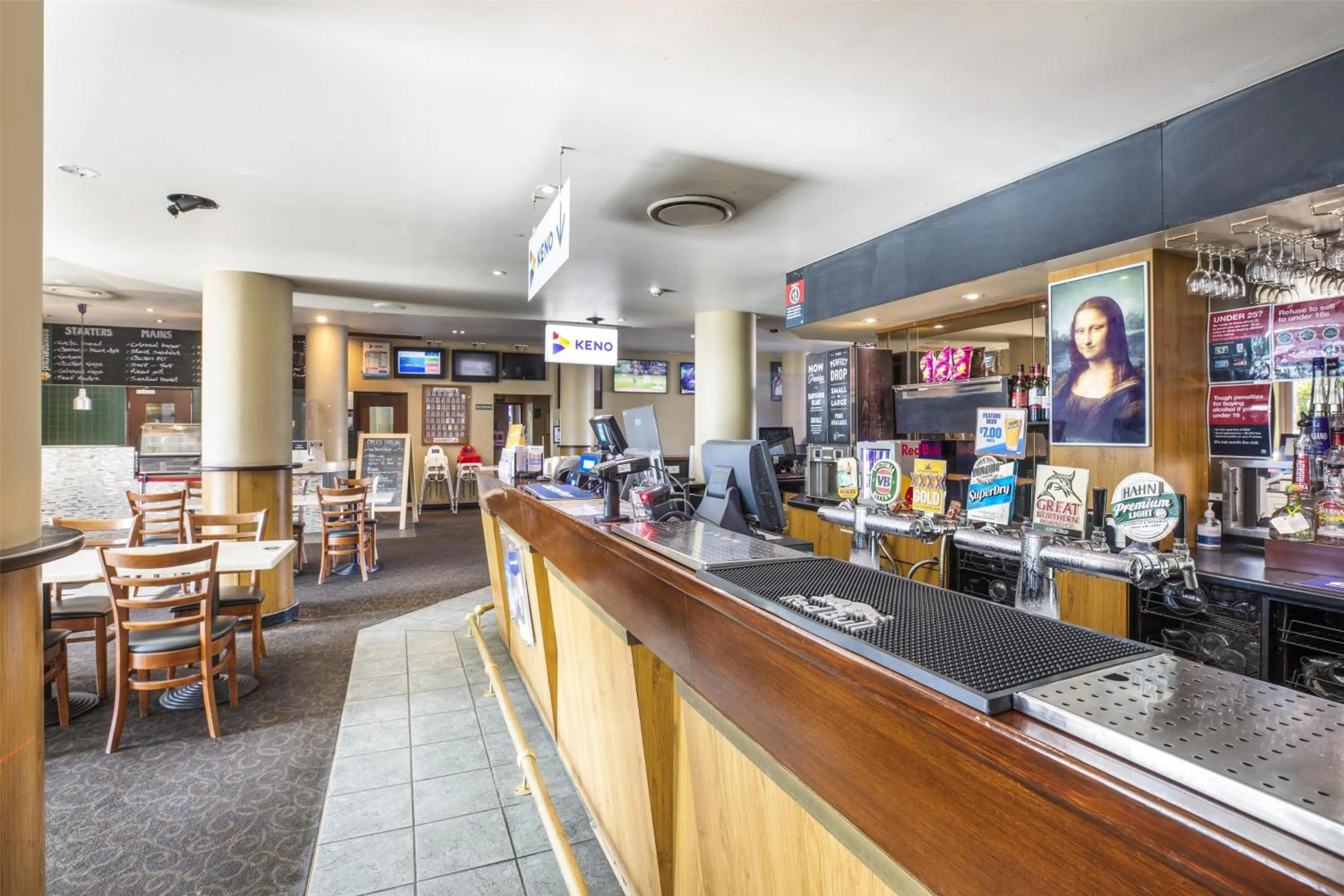 Lounge or bar in Nightcap at Pritchards Hotel