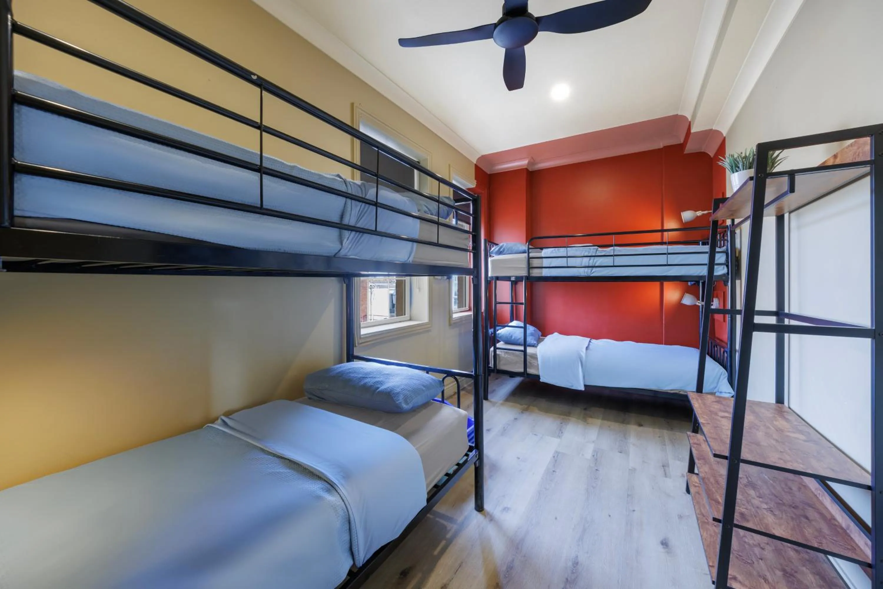 Bedroom, Bed in Mad Monkey Hostel Coogee Beach