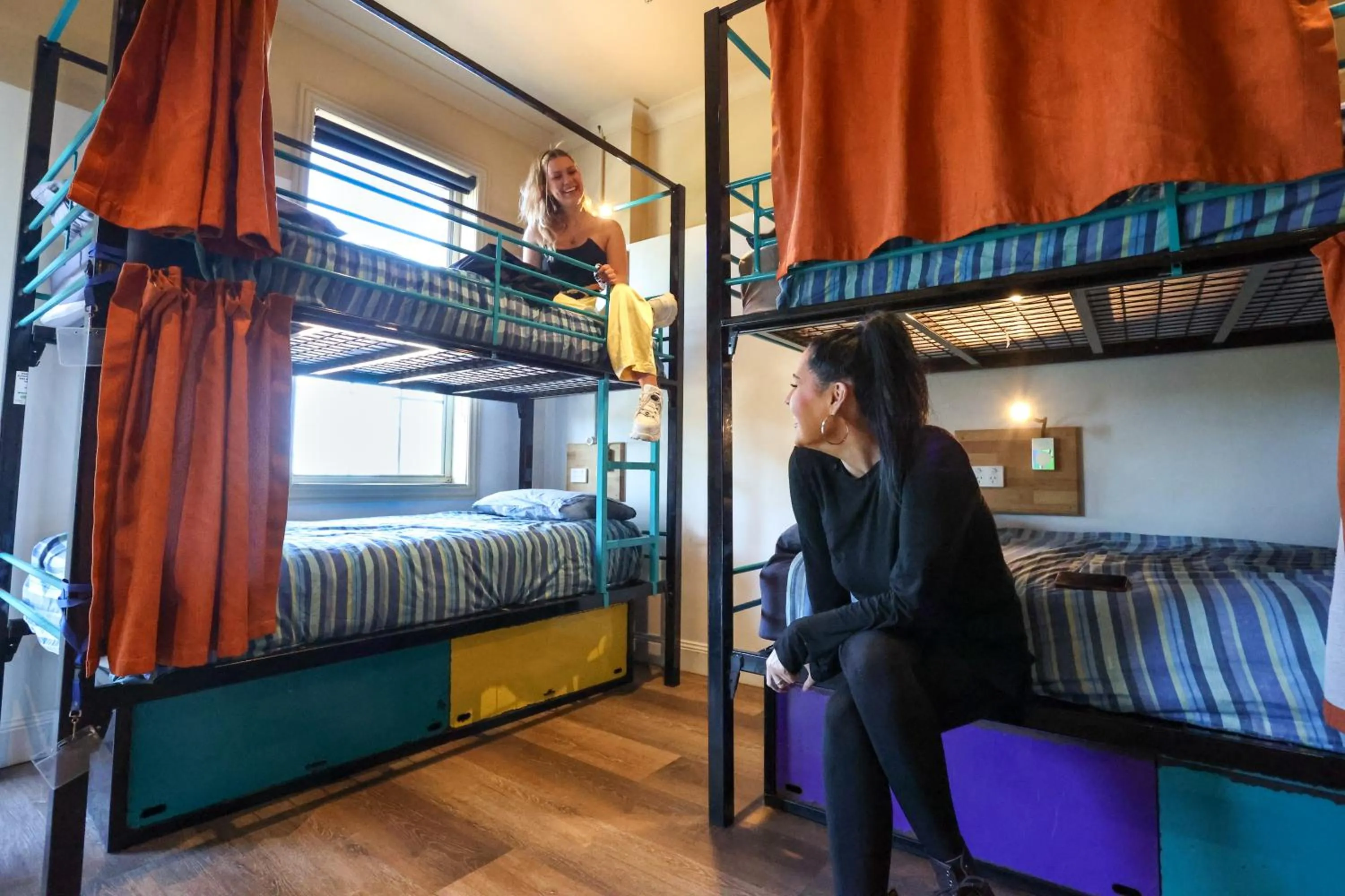 group of guests, Bed in Mad Monkey Hostel Coogee Beach