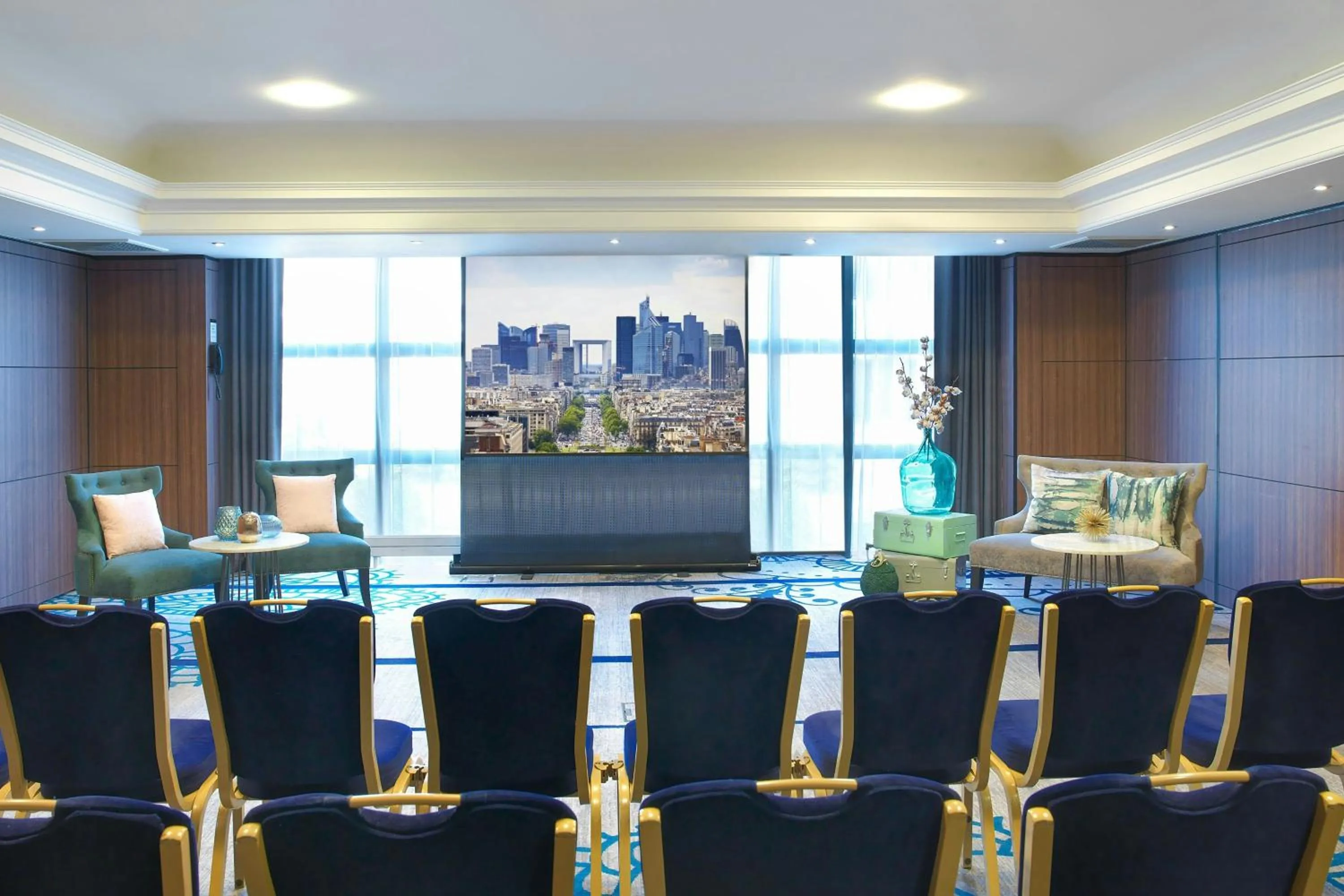 Meeting/conference room in Renaissance Paris La Defense Hotel