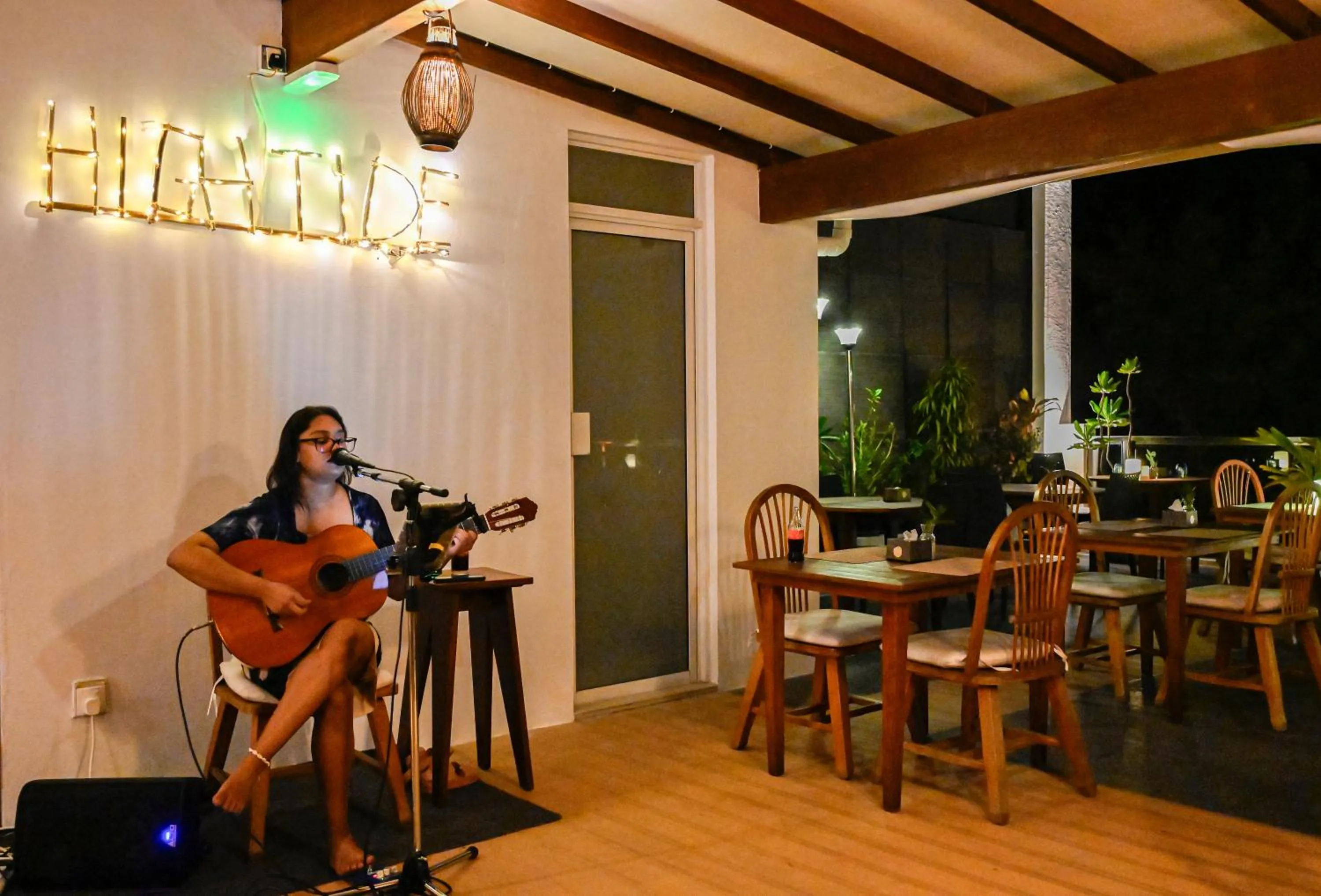 Restaurant/places to eat in Seasalter Maldives