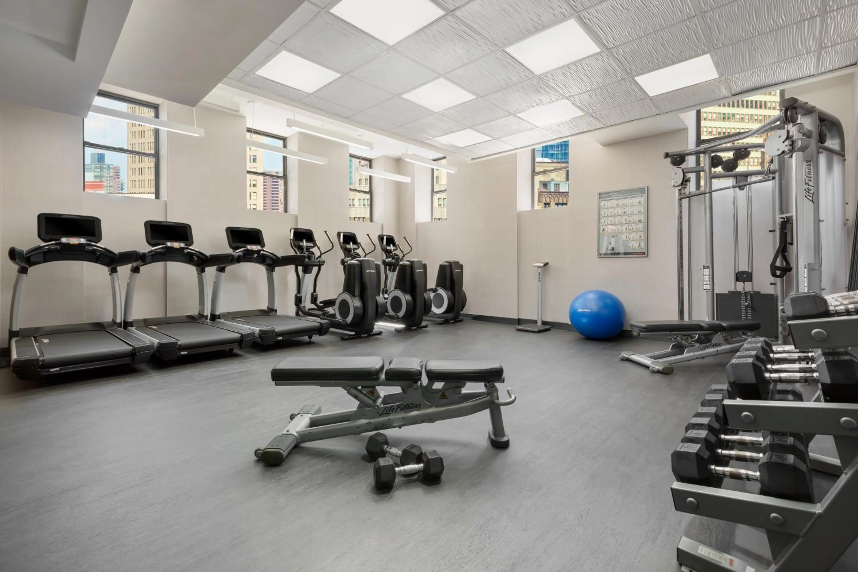 Fitness centre/facilities in Hotel 57
