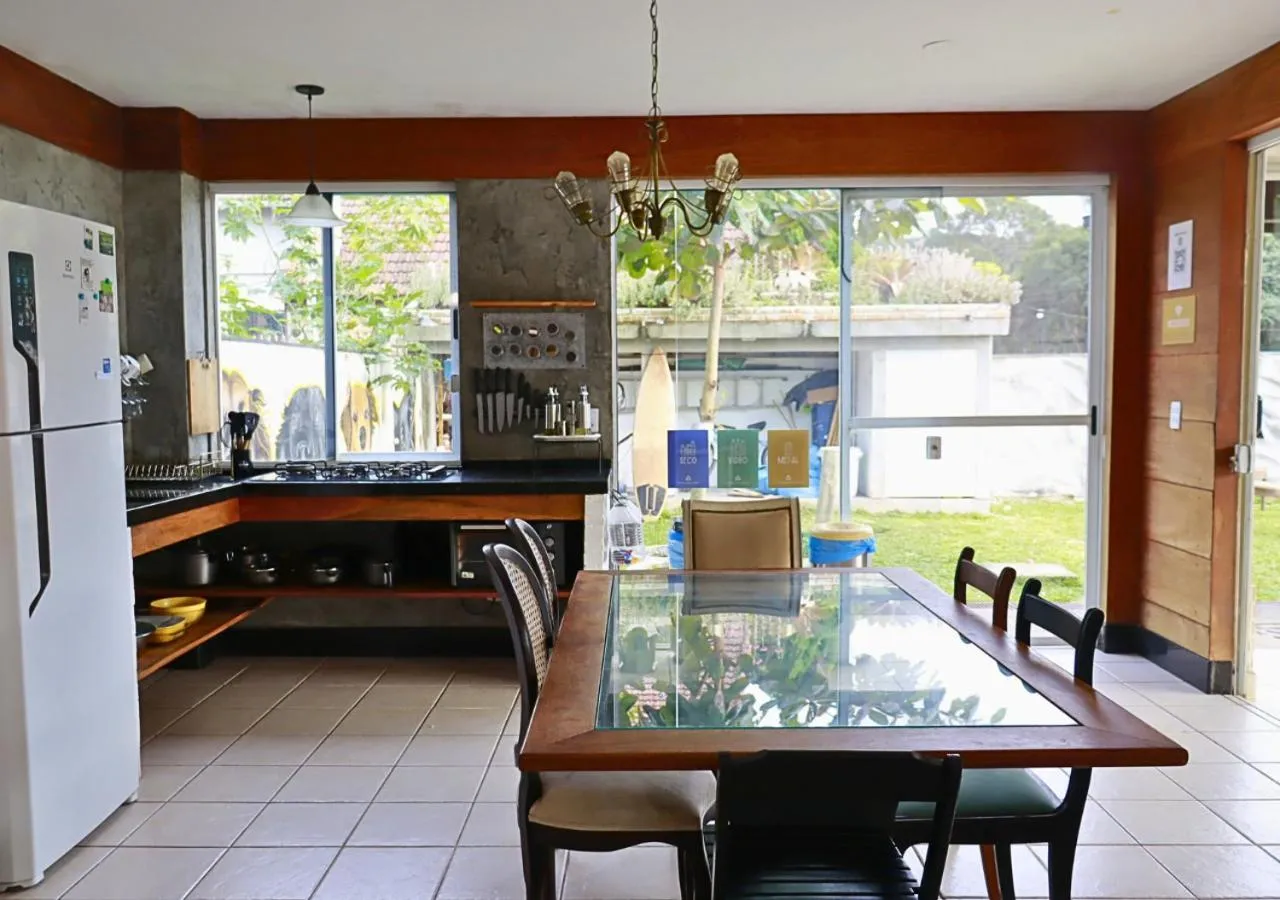 Kitchen or kitchenette in Patz Houz Hostel