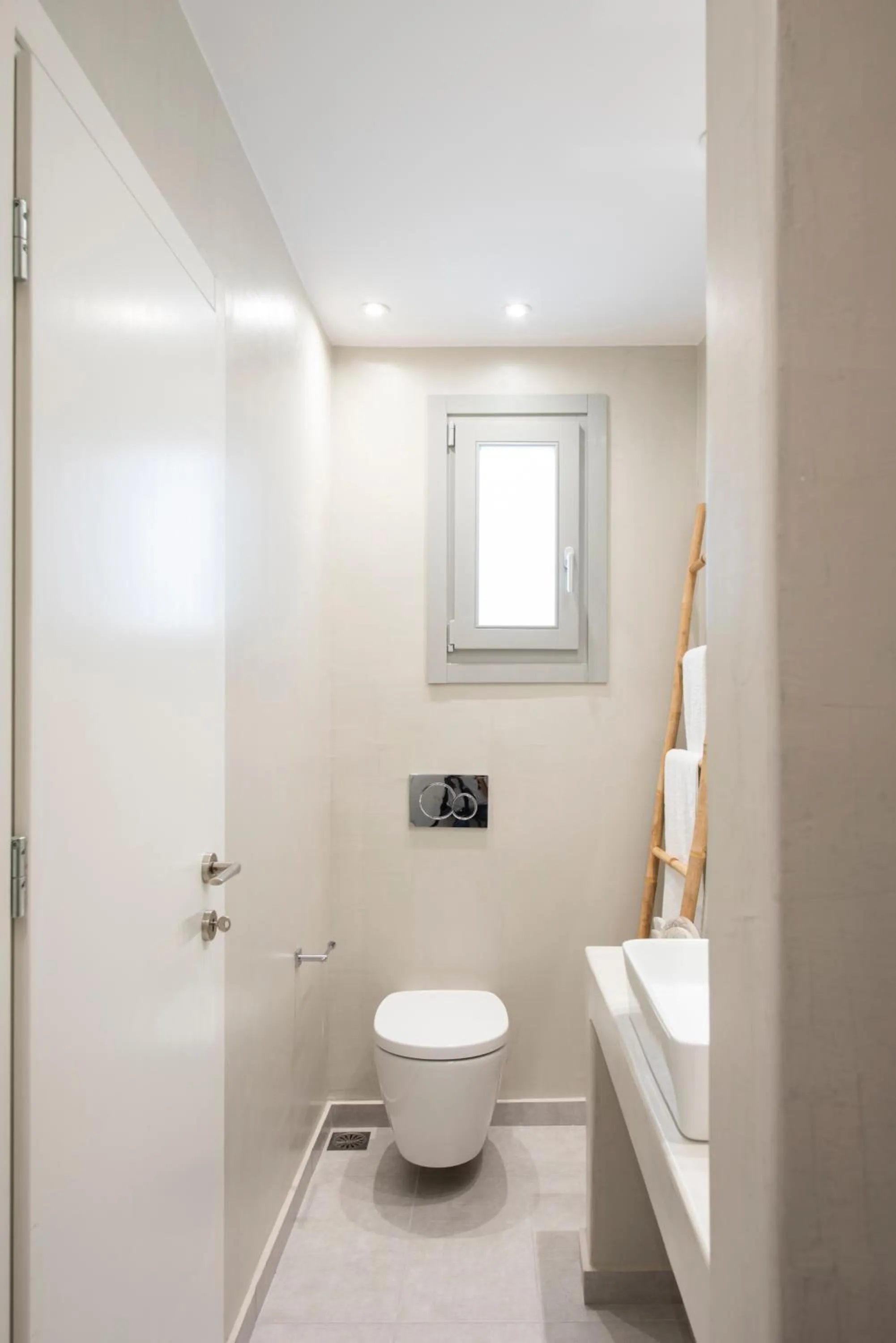 Toilet in White Orchid Suites