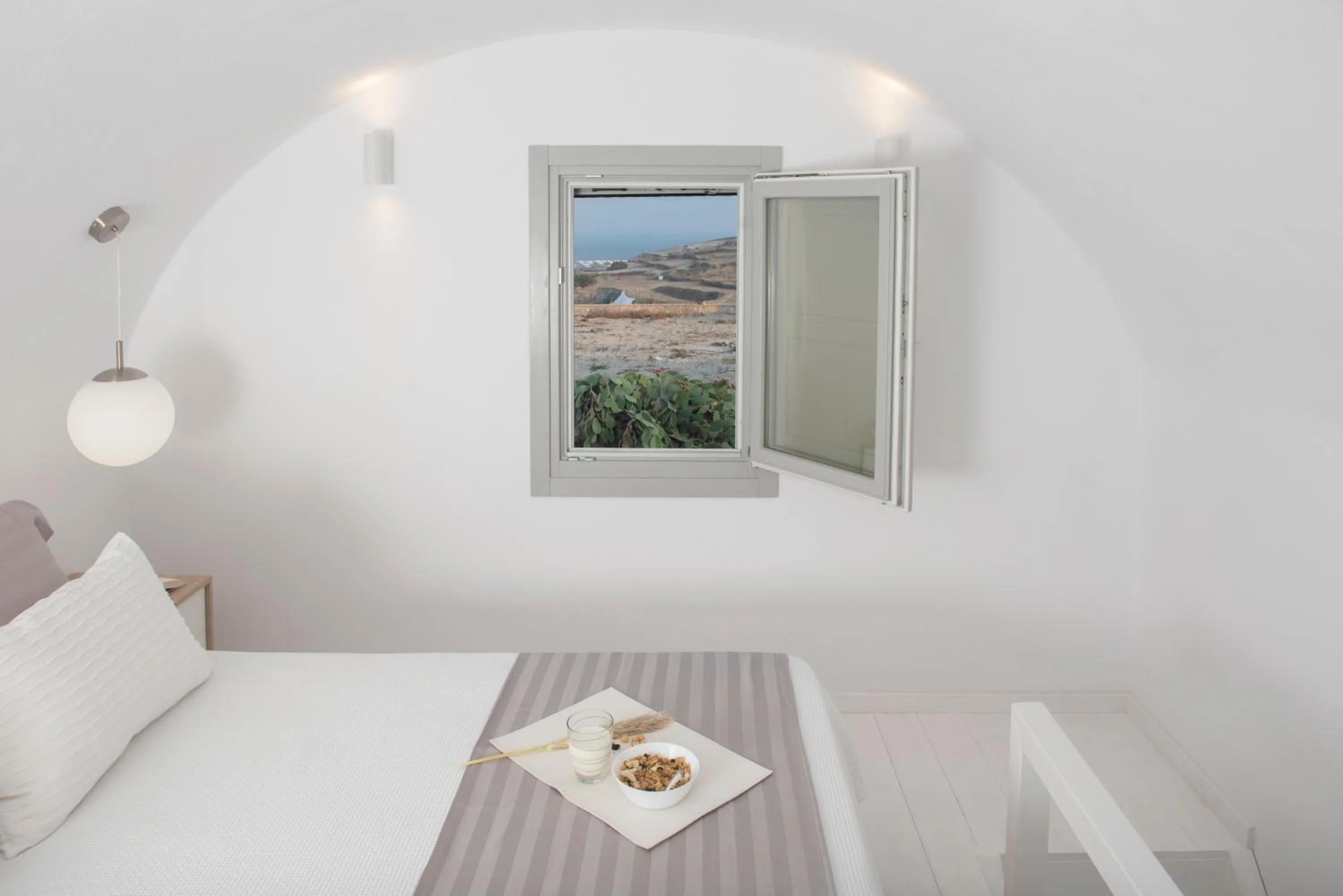 Bed in White Orchid Suites