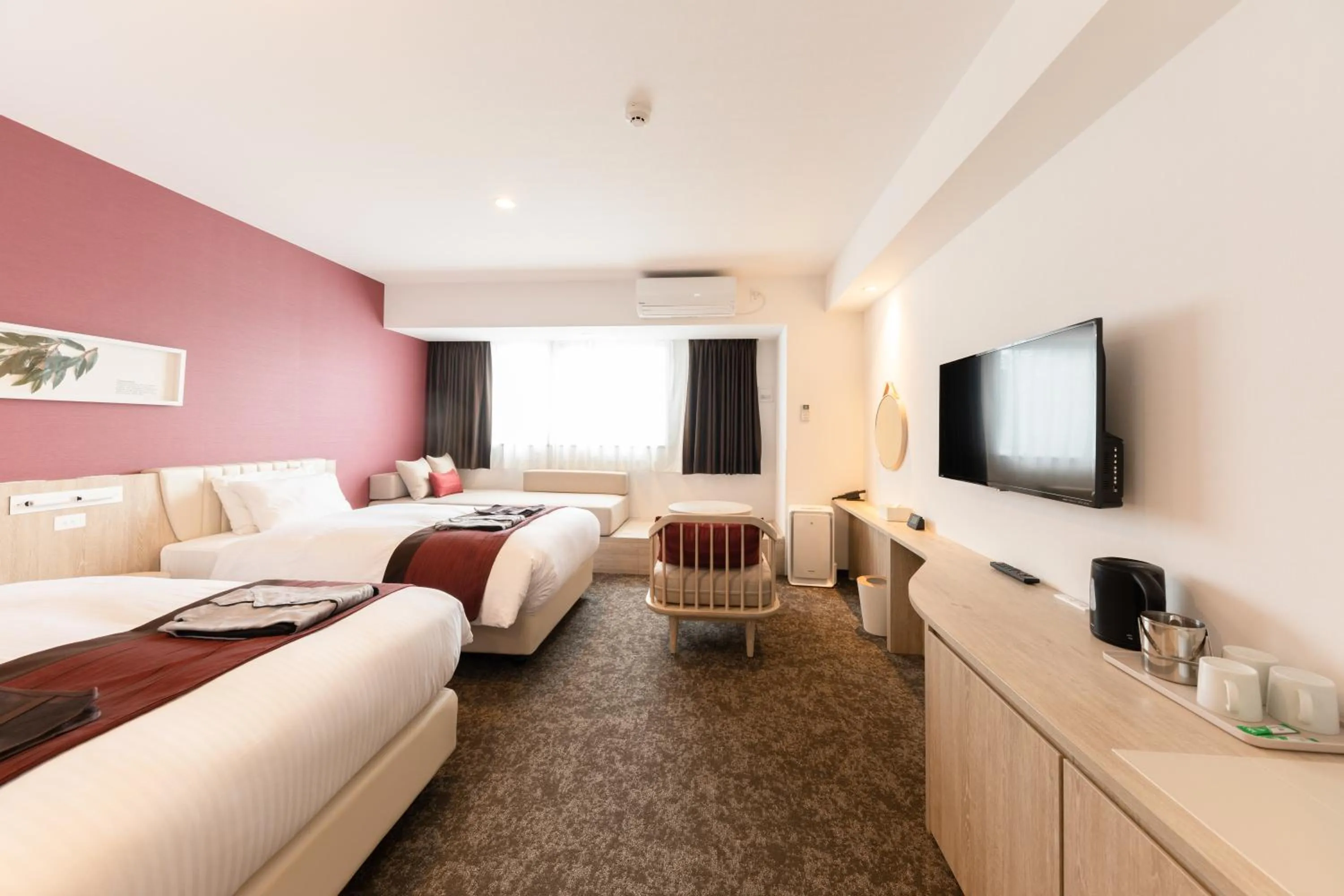 Photo of the whole room, Bed in Hotel Torifito Kashiwanoha