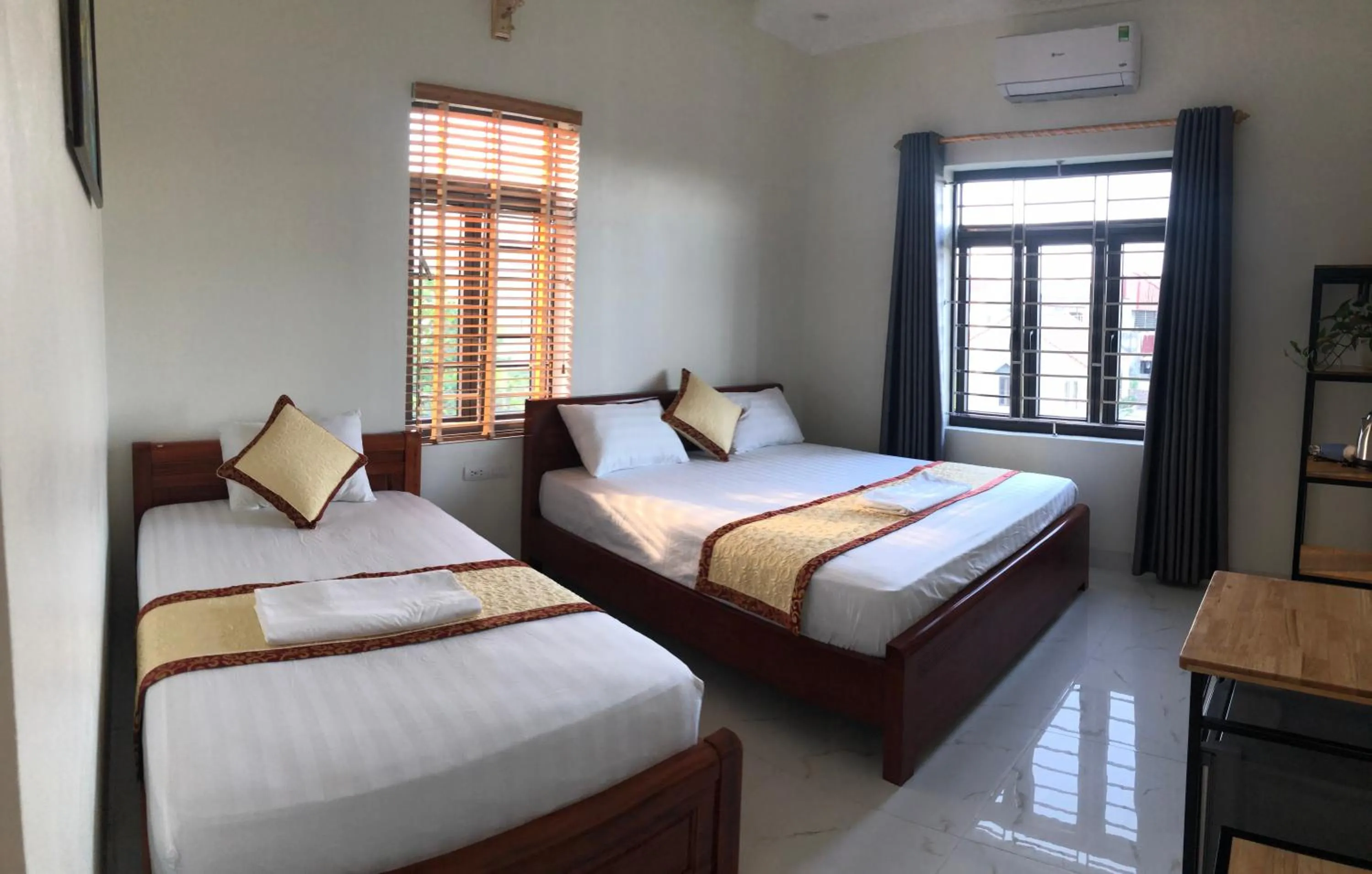 Bed in Hang Mua Sunrise Homestay