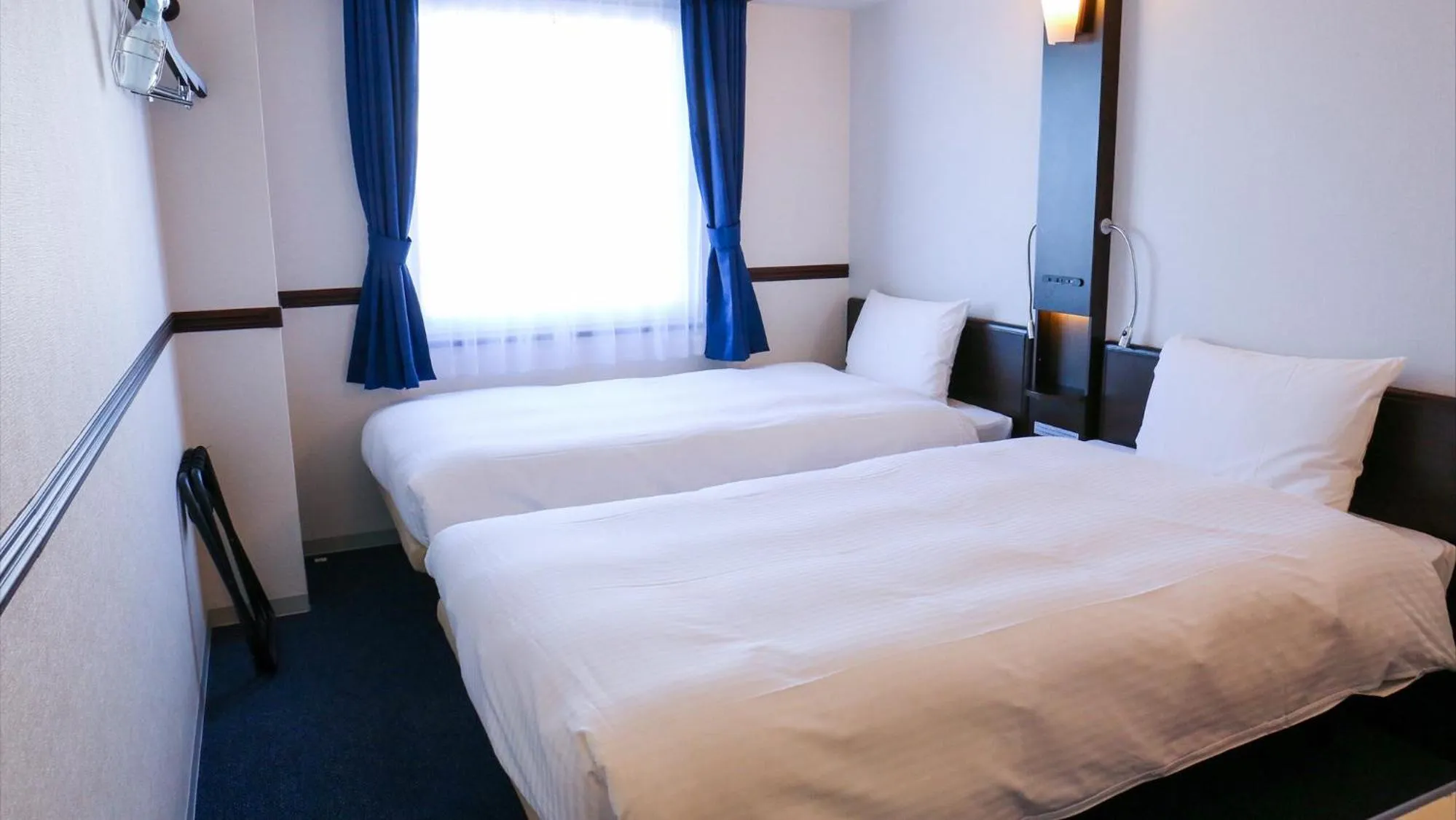 Bedroom, Bed in Toyoko Inn Shin-osaka Higashi-mikuni Ekimae